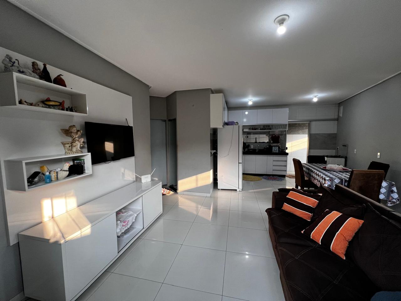 Vende excelente prédio residêncial no bairro Dinah Borges 