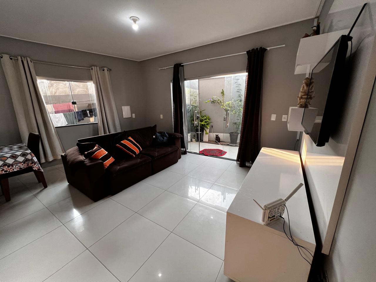 Vende excelente prédio residêncial no bairro Dinah Borges 