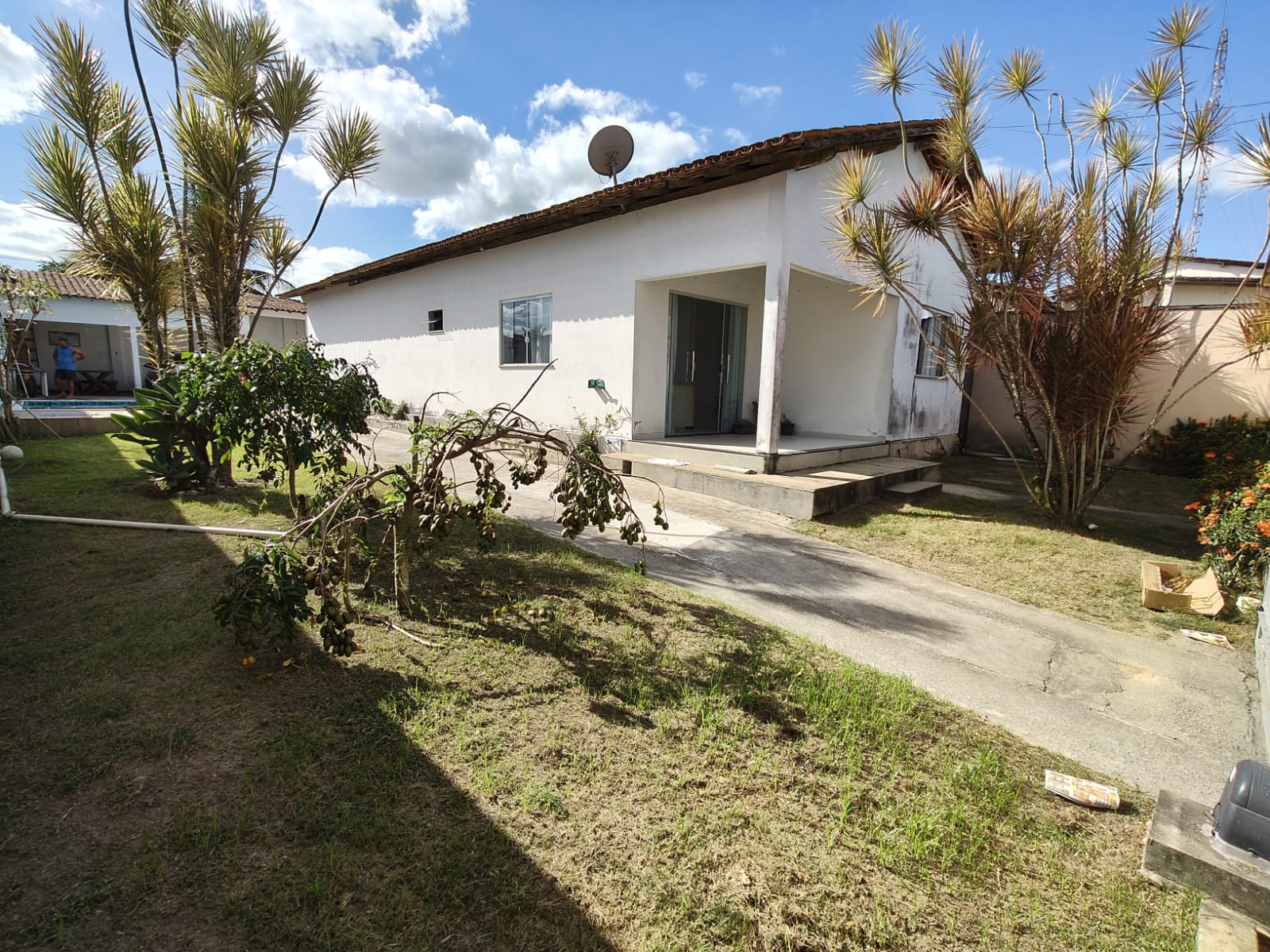 Vende Casa com piscina e área gourmet no Moisés Reis 