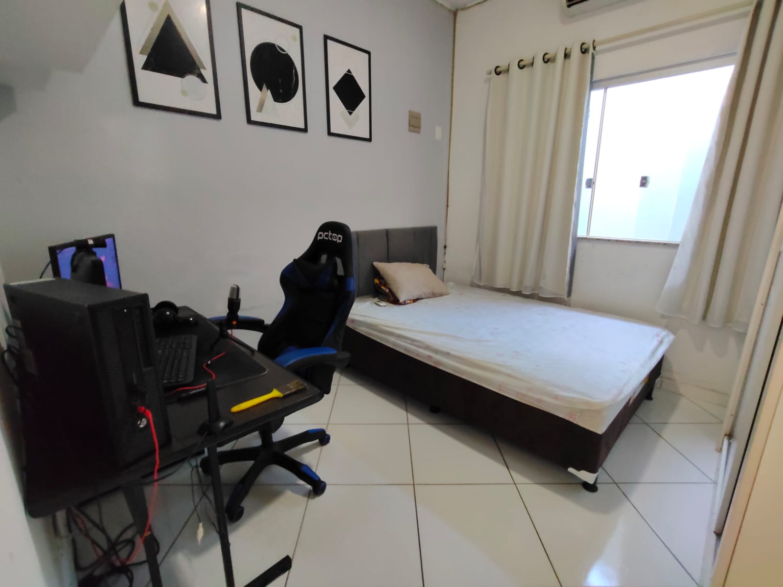 Vende Casa com piscina e área gourmet no Moisés Reis 