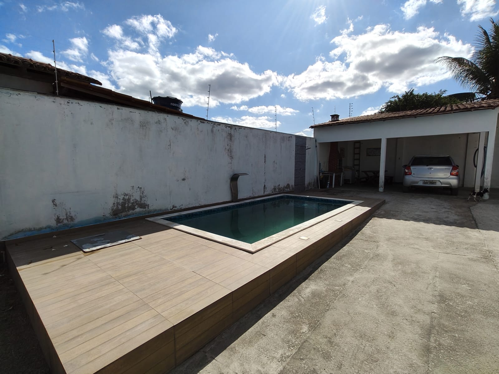 Vende Casa com piscina e área gourmet no Moisés Reis 