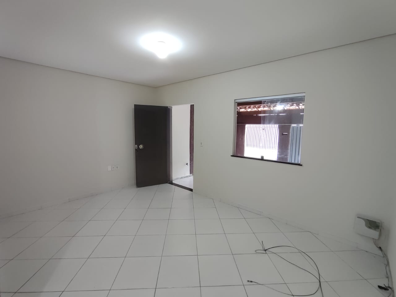 Aluga Casa Duplex com Duas Suítes no Início do Dinah Borges