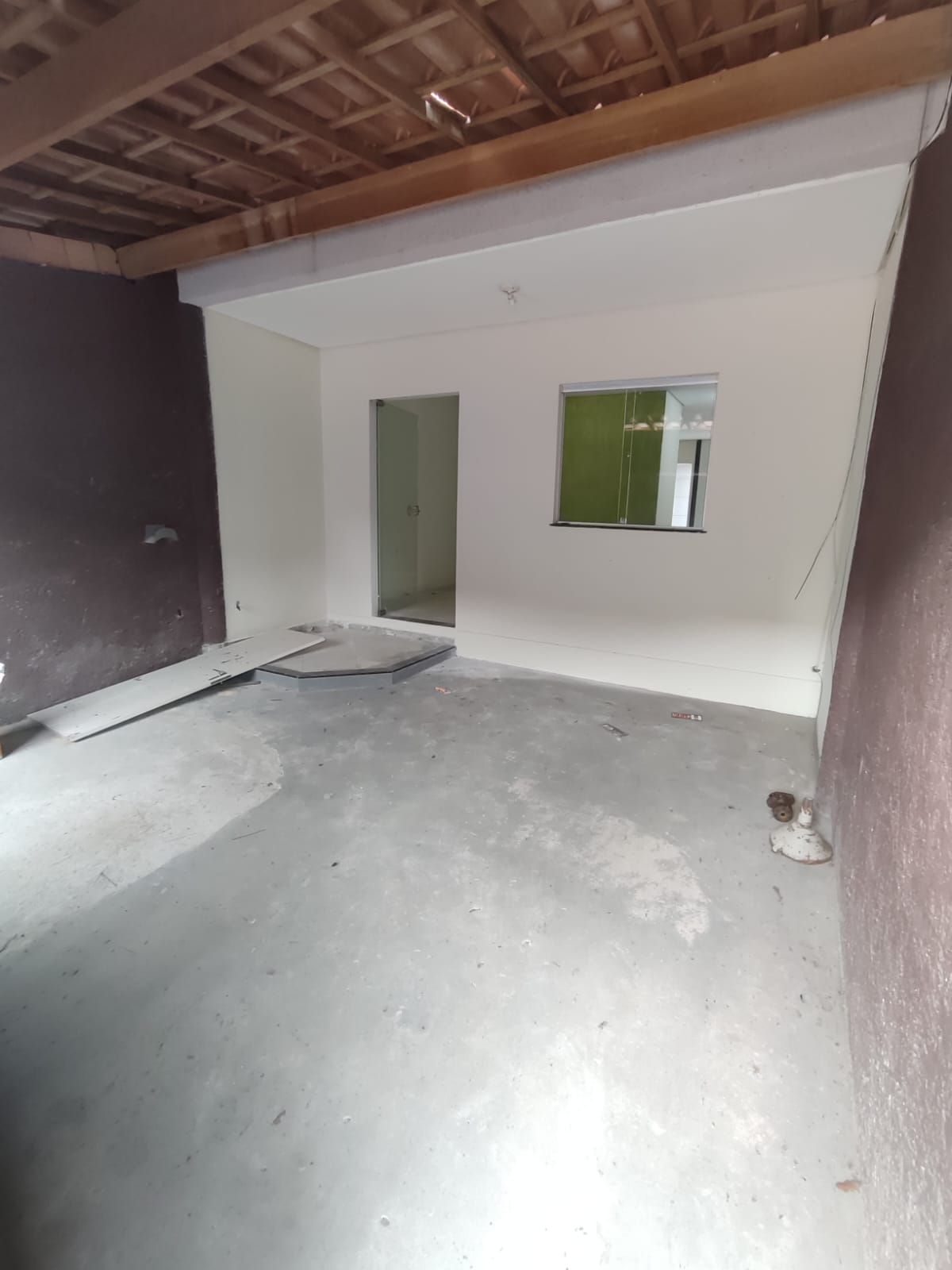 Aluga Casa Duplex com Duas Suítes no Início do Dinah Borges