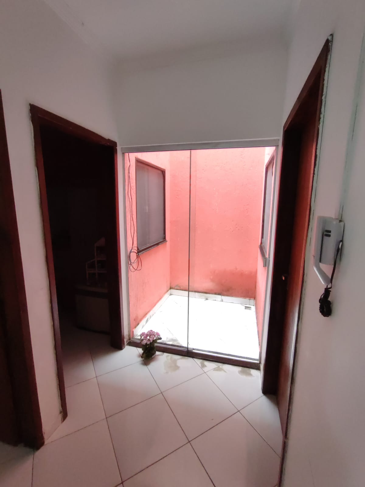 Vende Casa no Dinah Borges