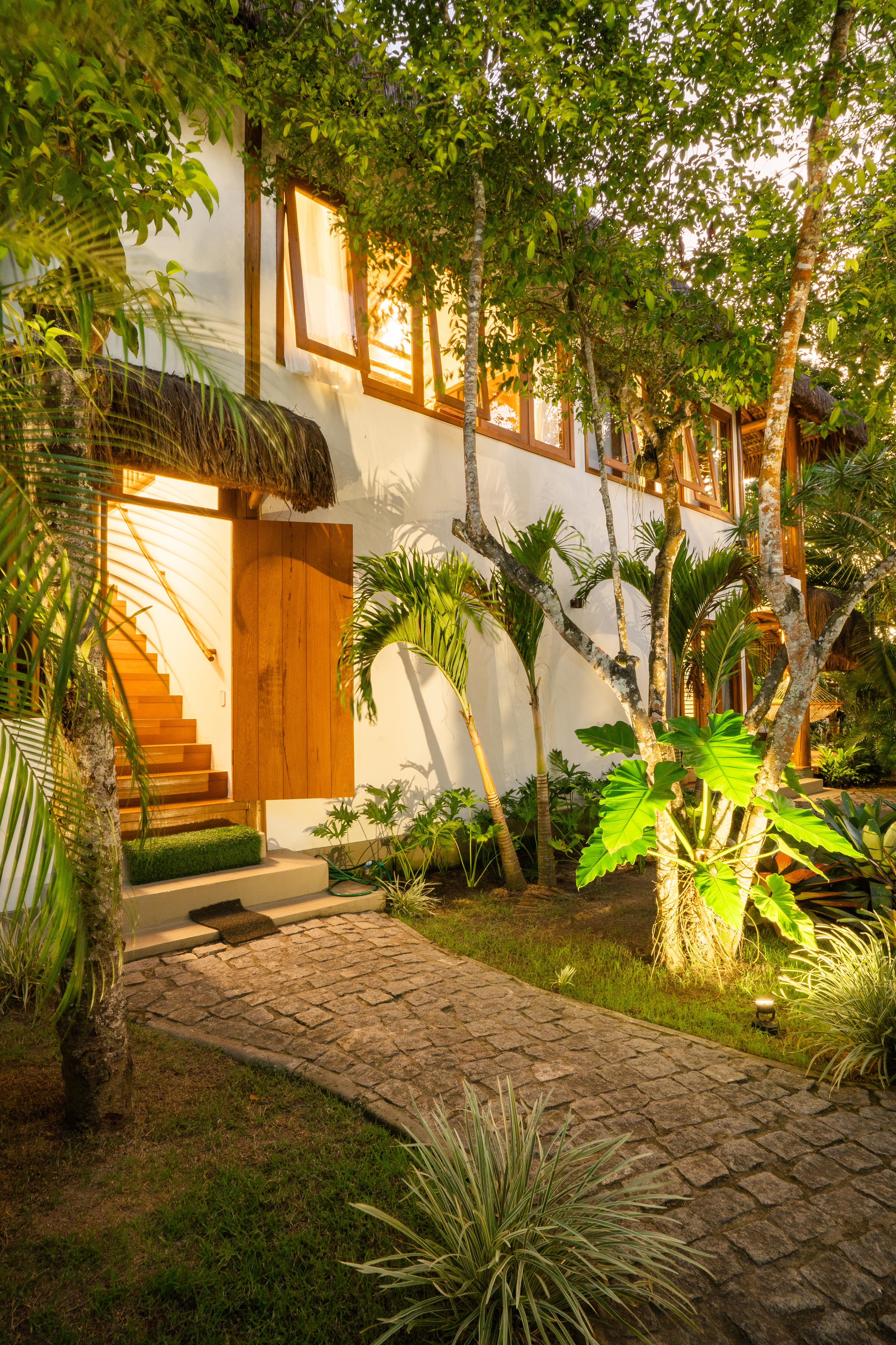 Vende casa/pousada mobiliada com piscina e energia solar em Arraial D'ajuda