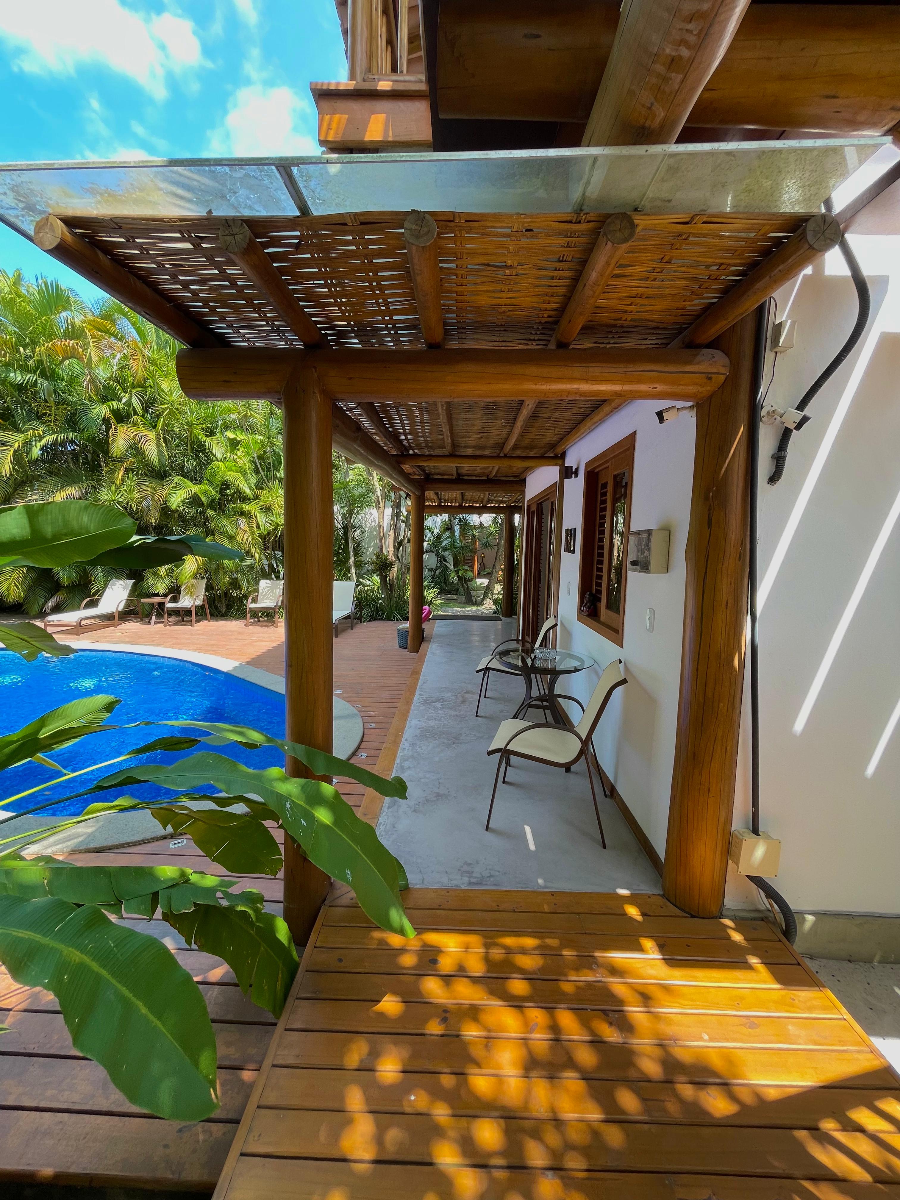 Vende casa/pousada mobiliada com piscina e energia solar em Arraial D'ajuda