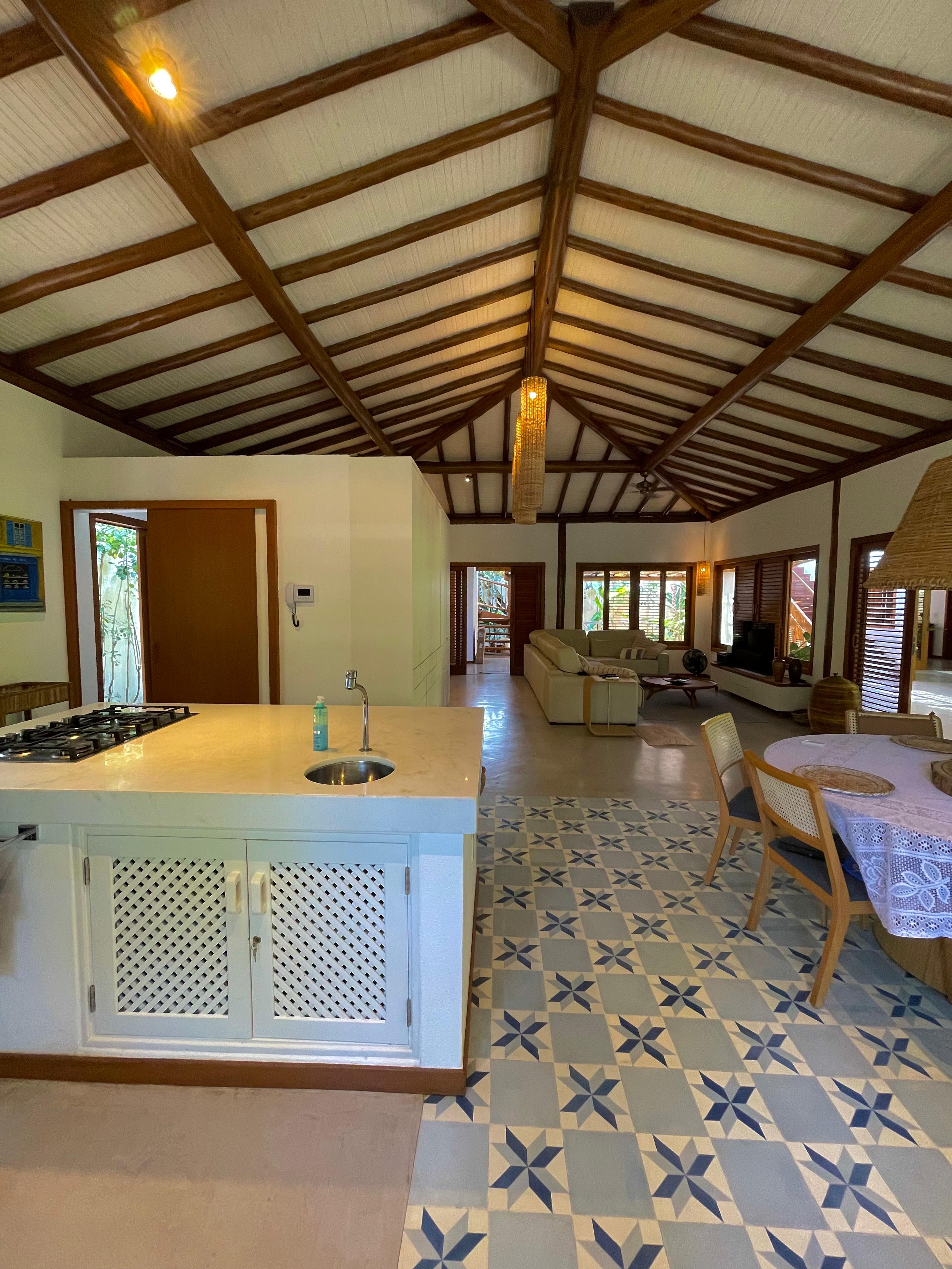 Vende casa/pousada mobiliada com piscina e energia solar em Arraial D'ajuda