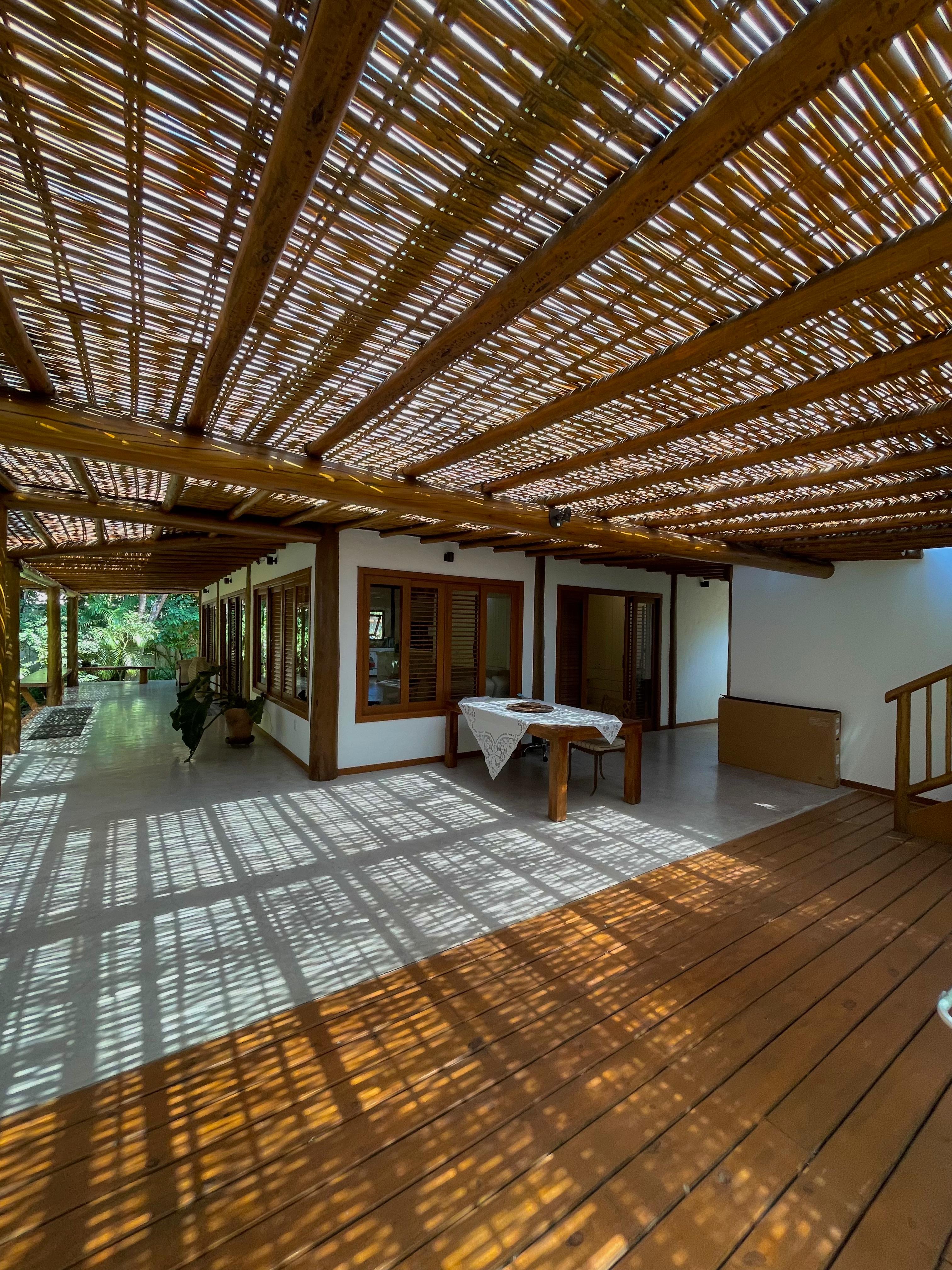Vende casa/pousada mobiliada com piscina e energia solar em Arraial D'ajuda