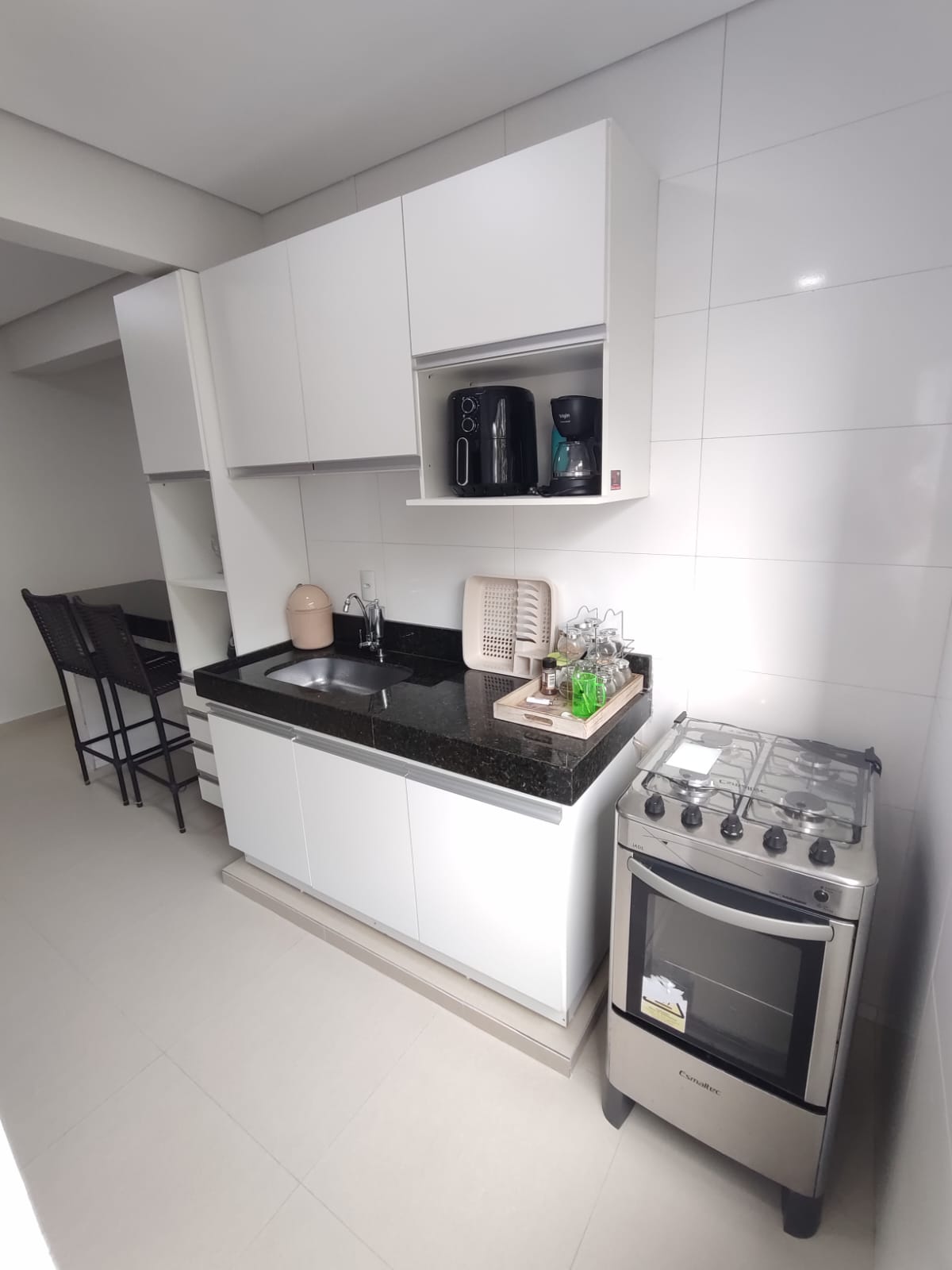 Aluga Apartamento mobiliado no Centro (Próx. faculdade Pitágoras)