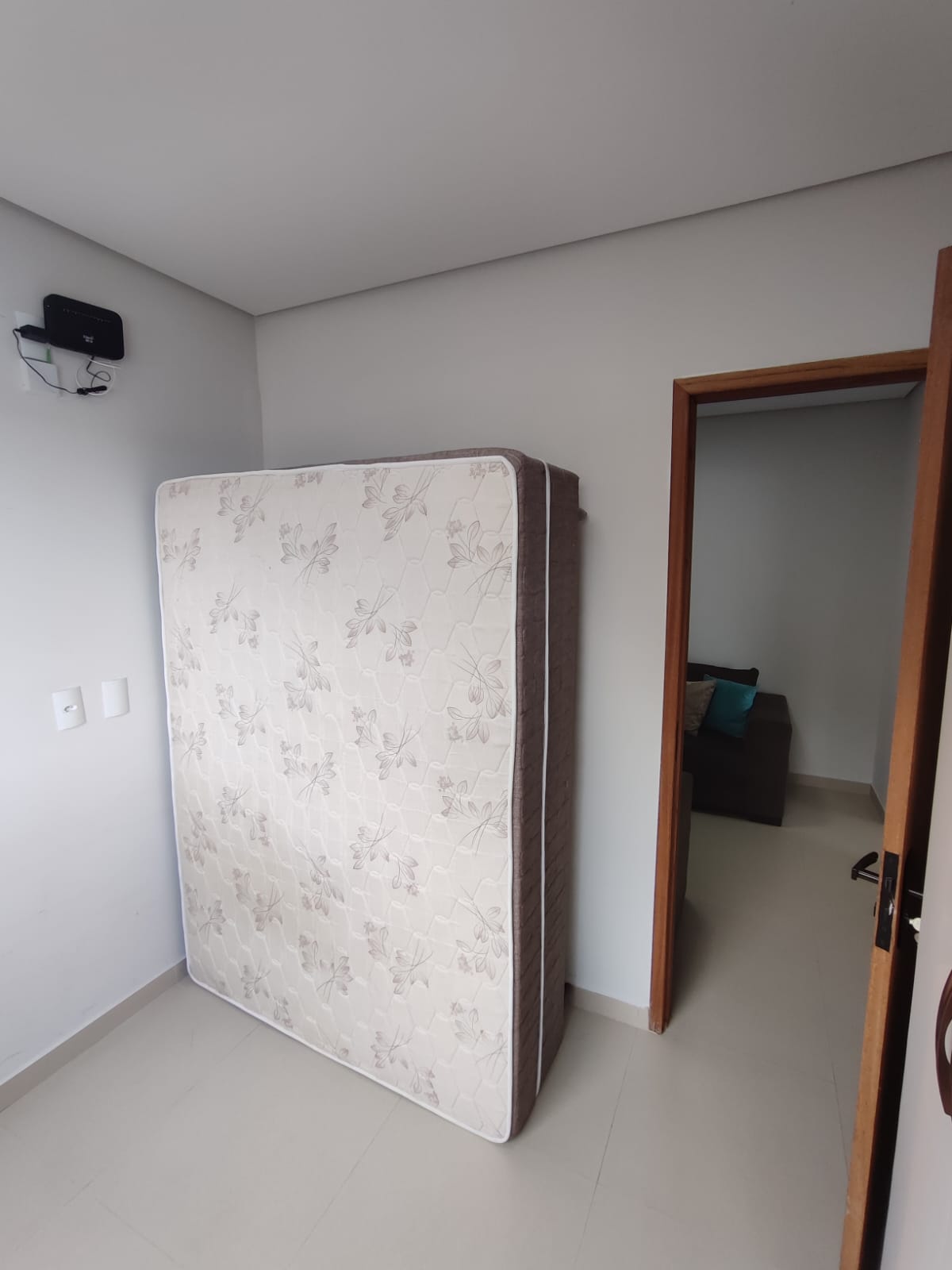 Aluga Apartamento mobiliado no Centro (Próx. faculdade Pitágoras)