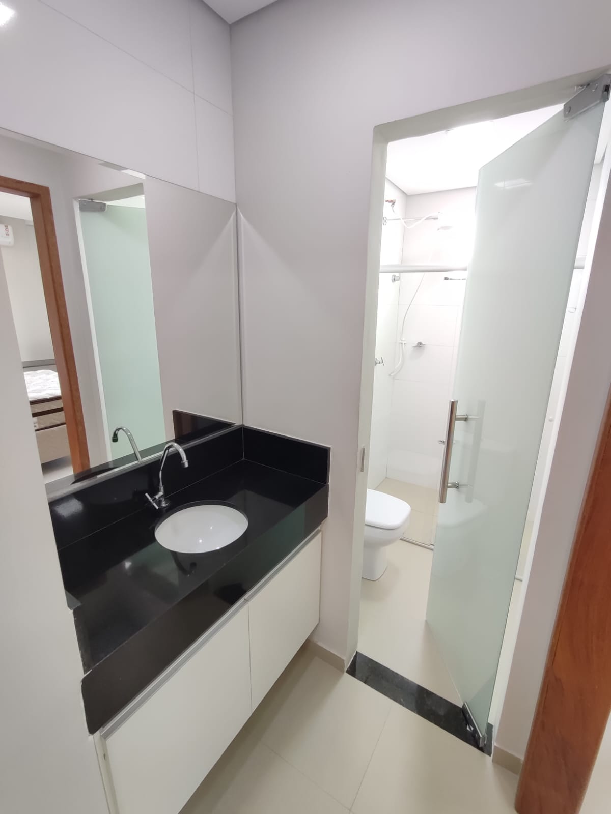 Aluga Apartamento mobiliado no Centro (Próx. faculdade Pitágoras)