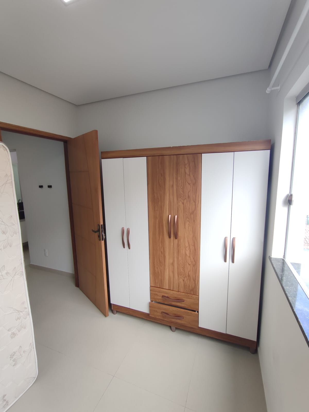 Aluga Apartamento mobiliado no Centro (Próx. faculdade Pitágoras)