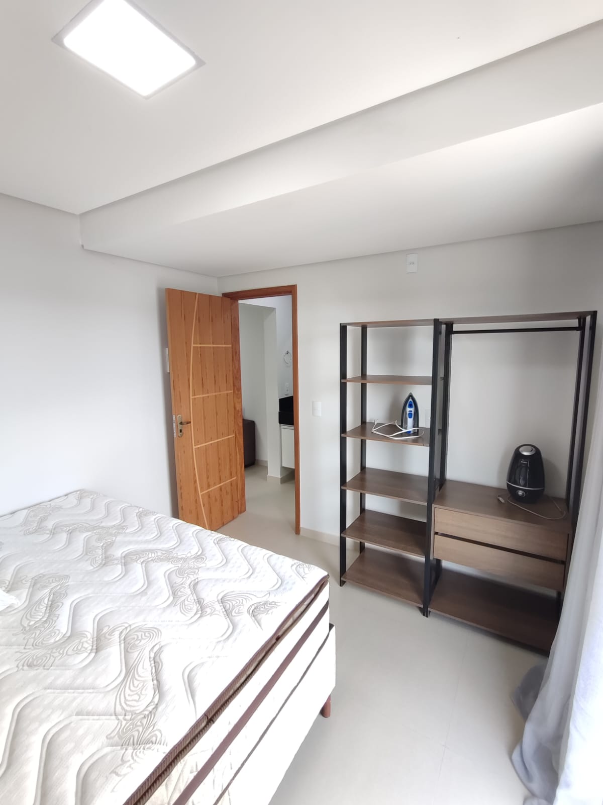 Aluga Apartamento mobiliado no Centro (Próx. faculdade Pitágoras)