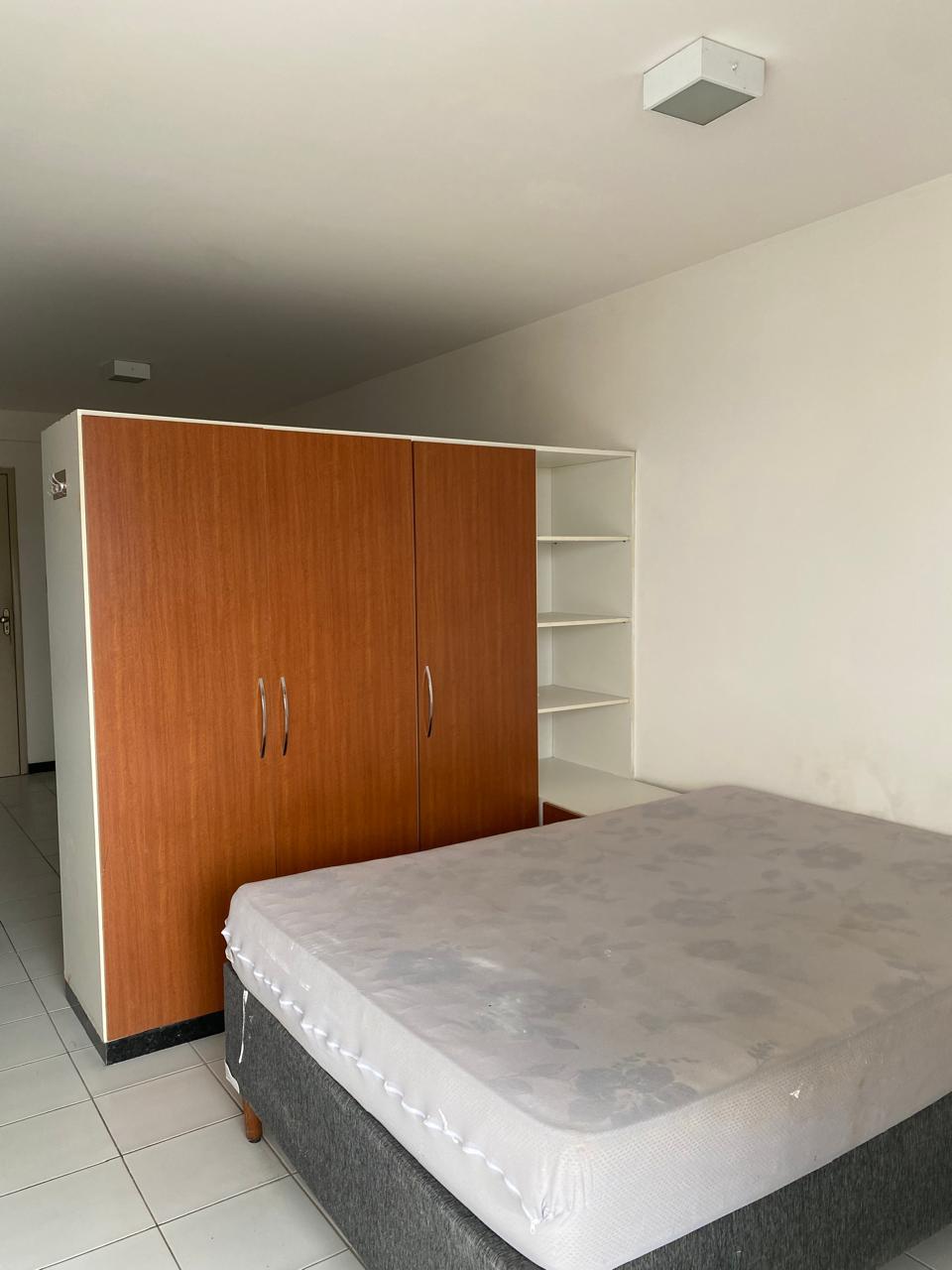 Aluga Apartamento mobiliado no Centro (SEM GARAGEM)