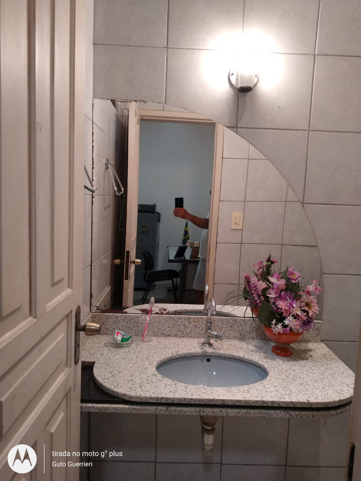 Aluga Excelente Ponto Comercial na Av. Porto Seguro