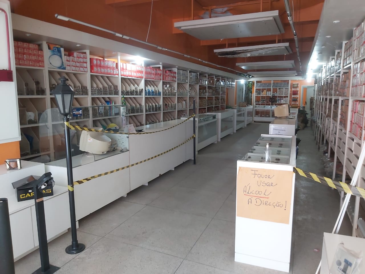 Aluga Excelente Ponto Comercial na Av. Porto Seguro