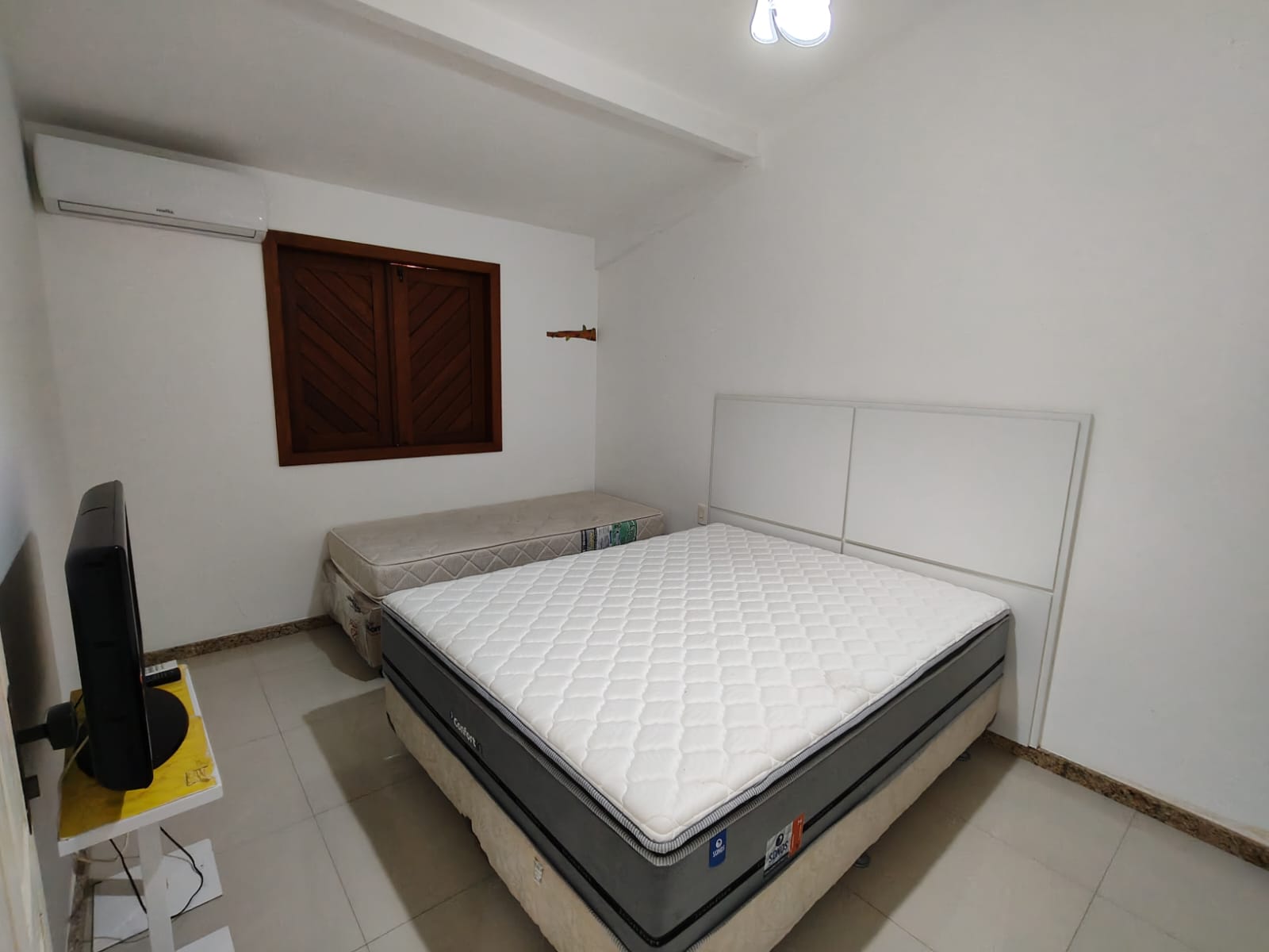 Vende apartamento mobiliado em Porto Seguro - BA