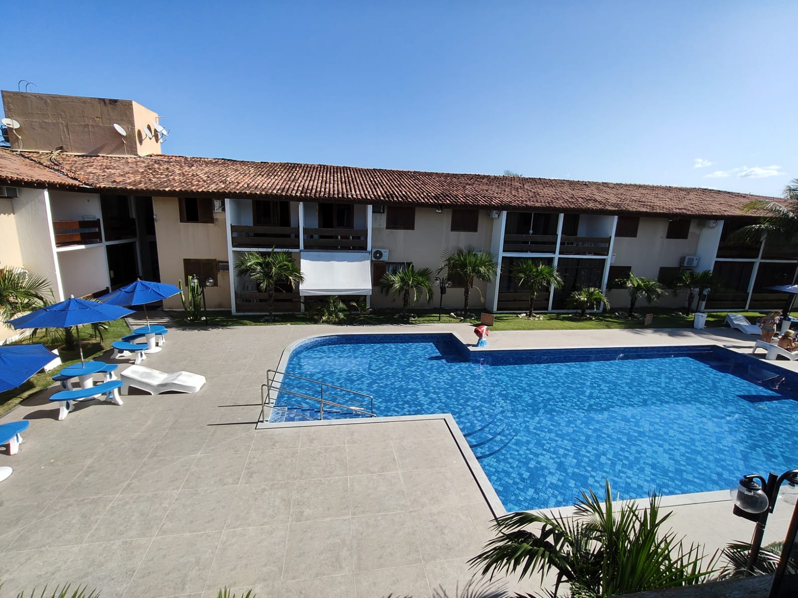 Vende apartamento mobiliado em Porto Seguro - BA