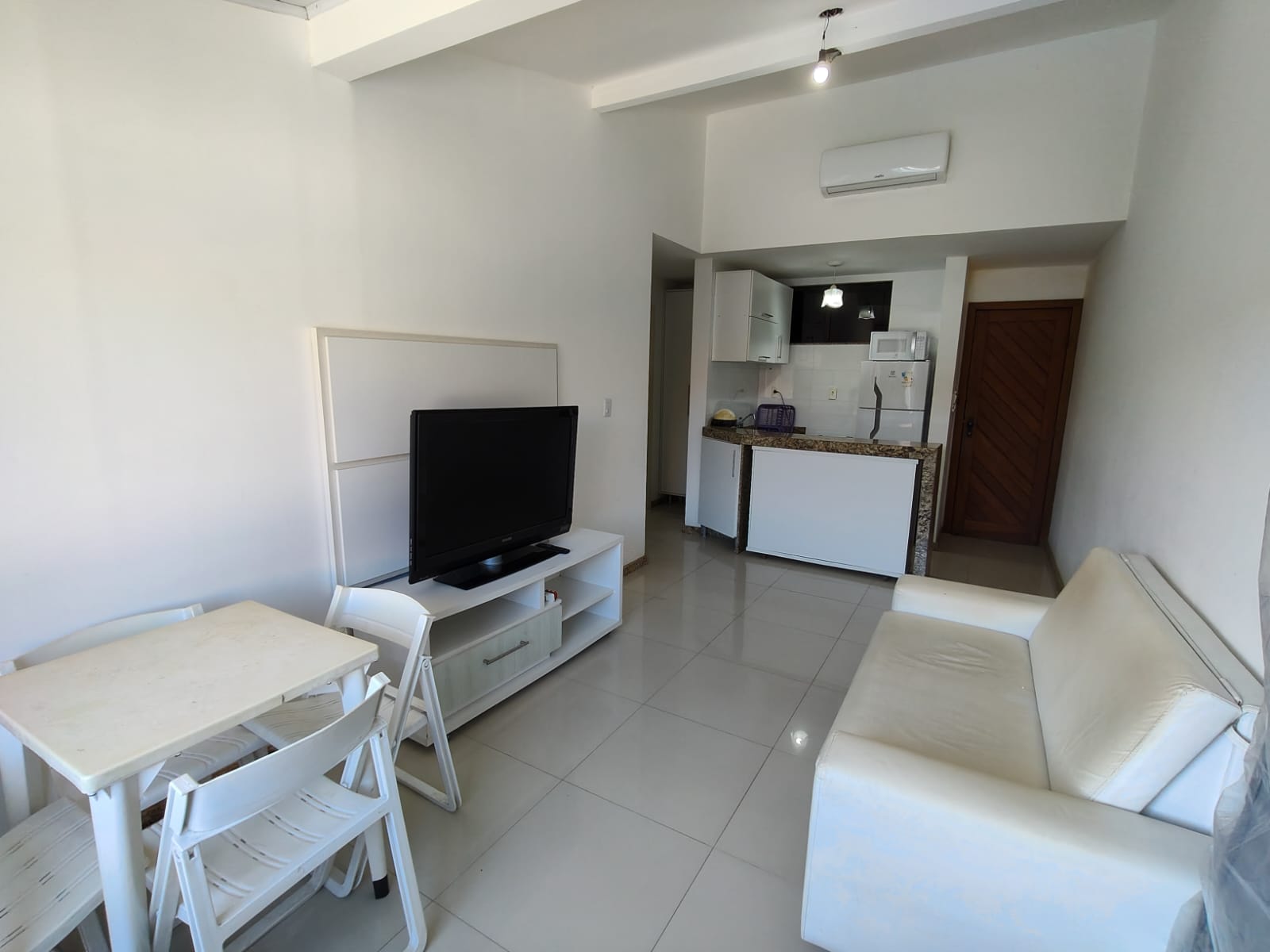 Vende apartamento mobiliado em Porto Seguro - BA