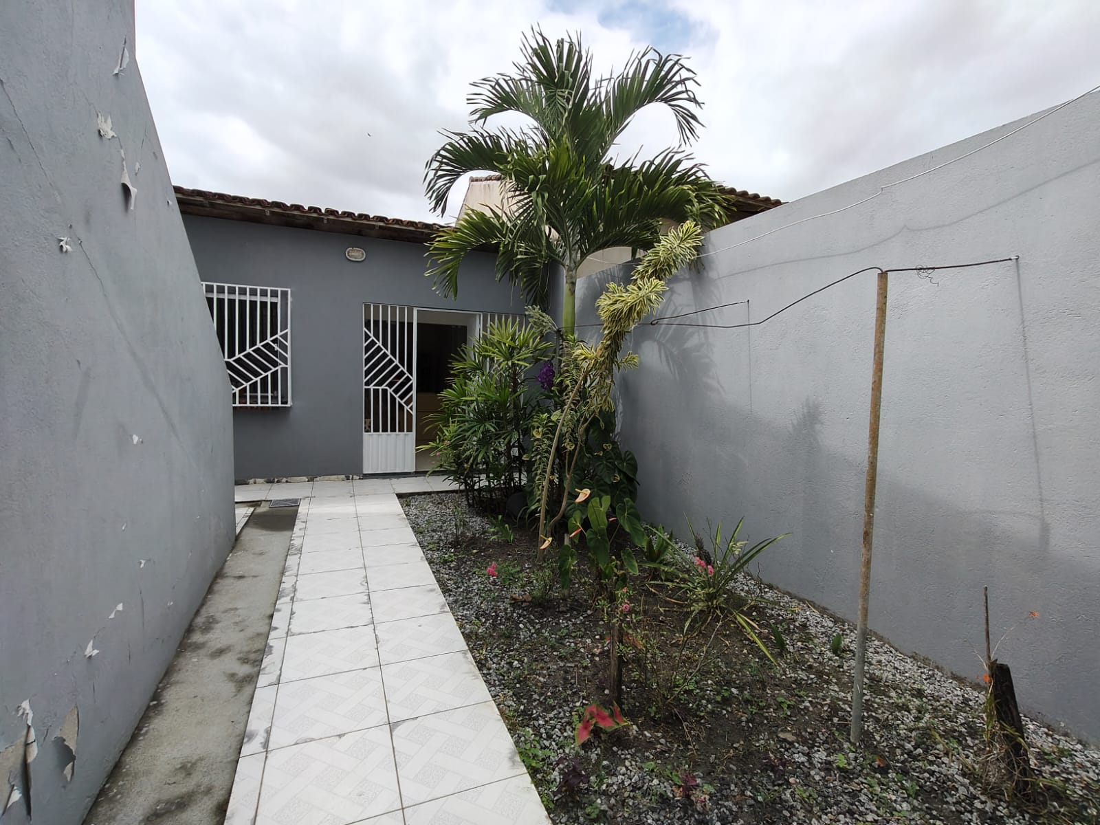 Vende casa do Dinah Borges - Eunápolis BA