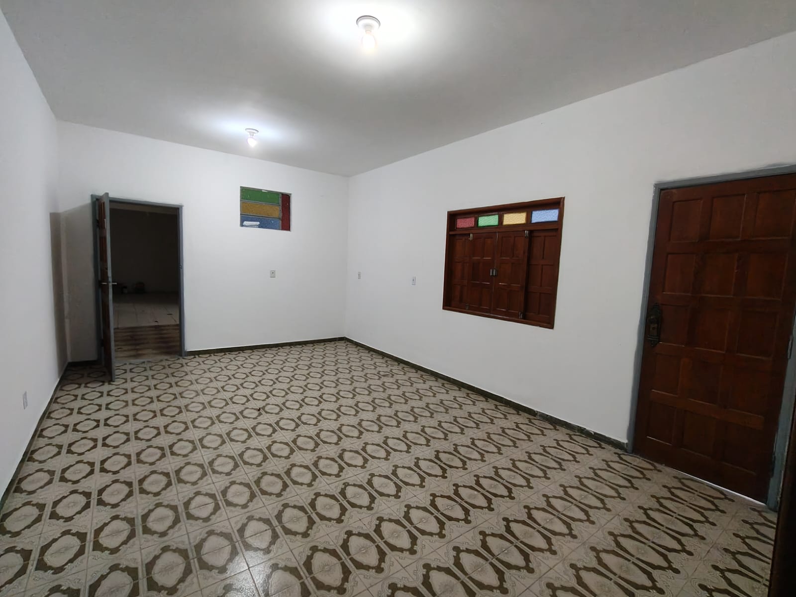 Vende ou Aluga casa na Centauro