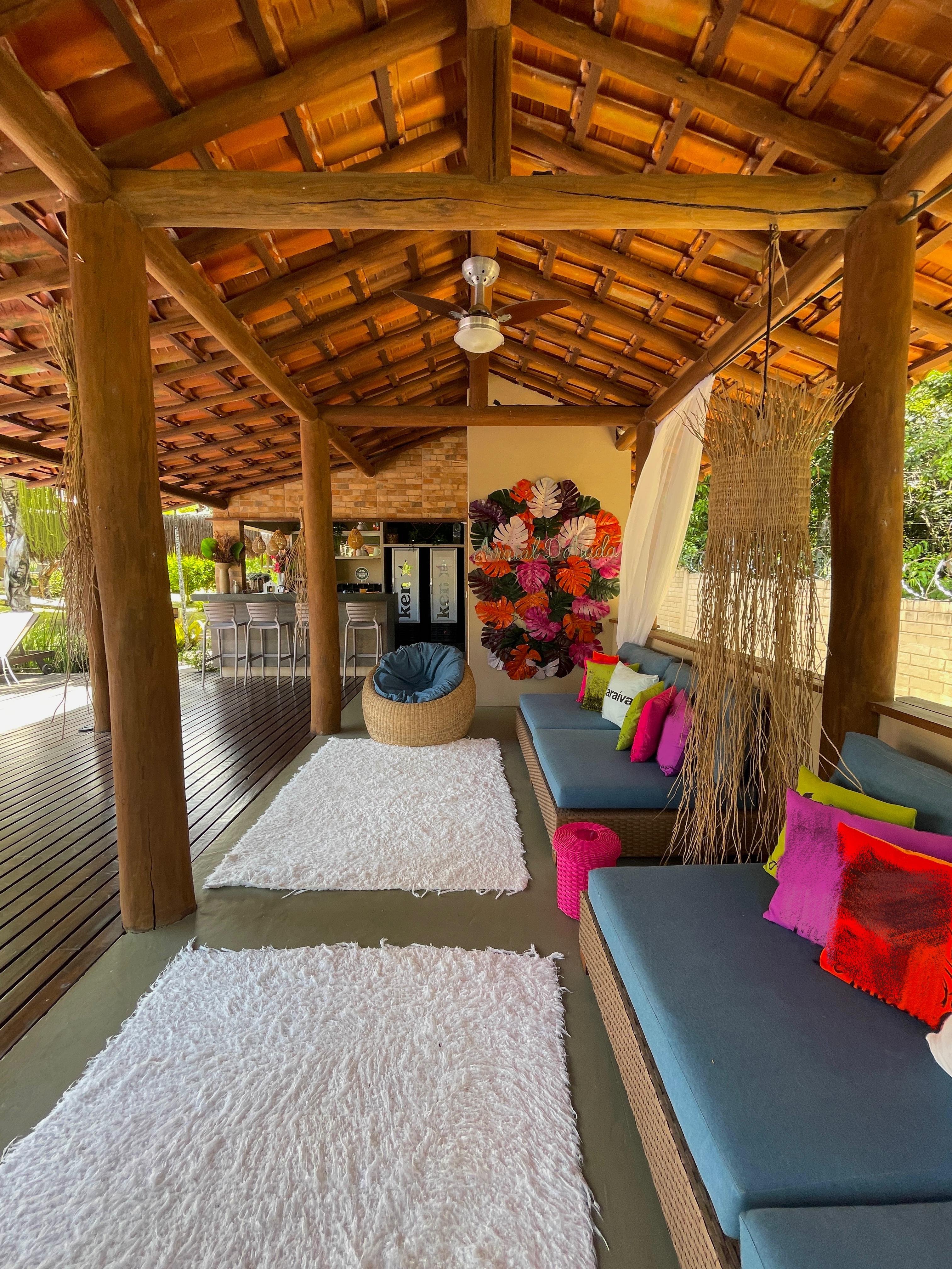 Vende pousada no Alto do Pitinga Arraial d'Ajuda a 100m da praia
