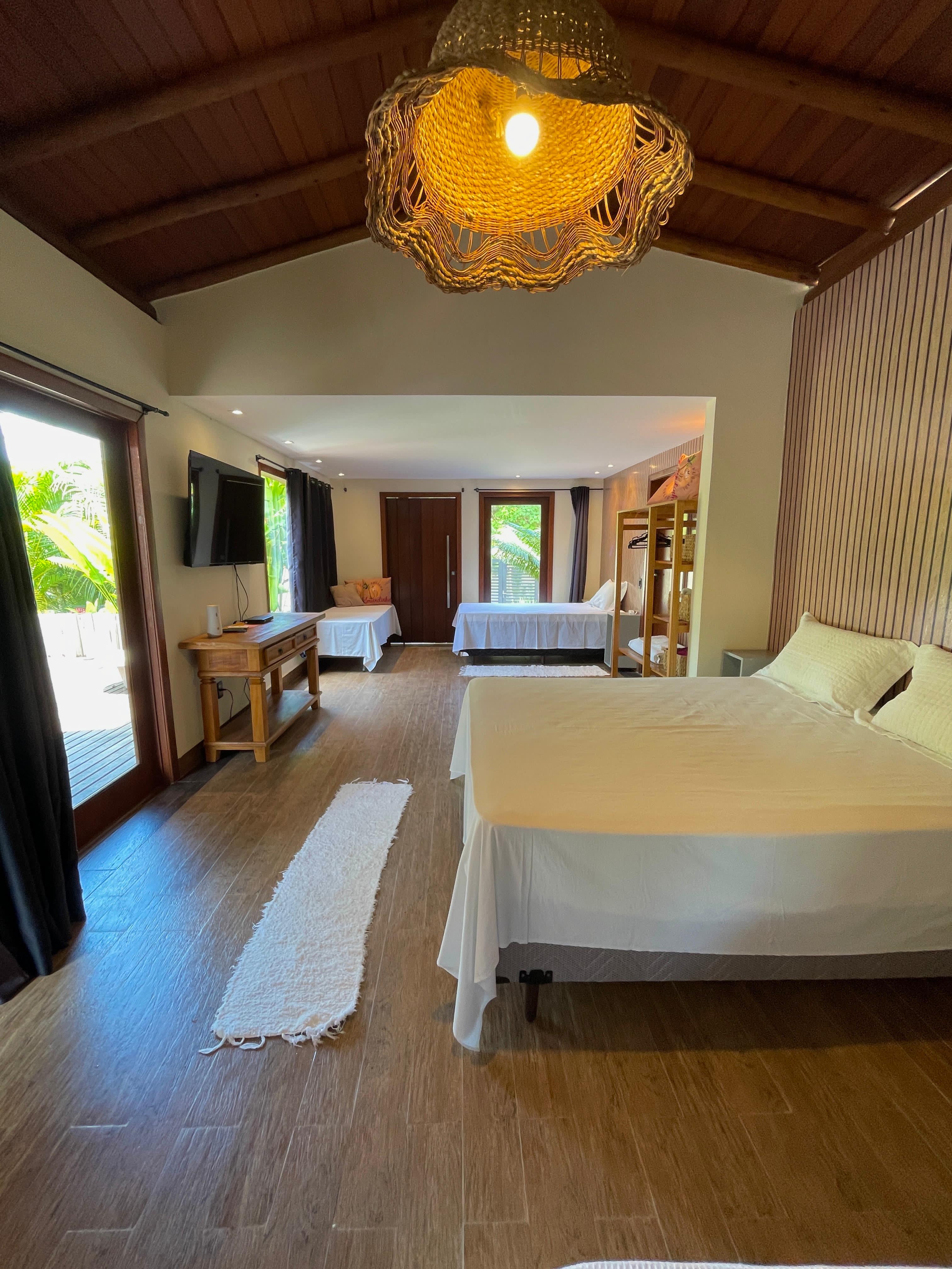 Vende pousada no Alto do Pitinga Arraial d'Ajuda a 100m da praia