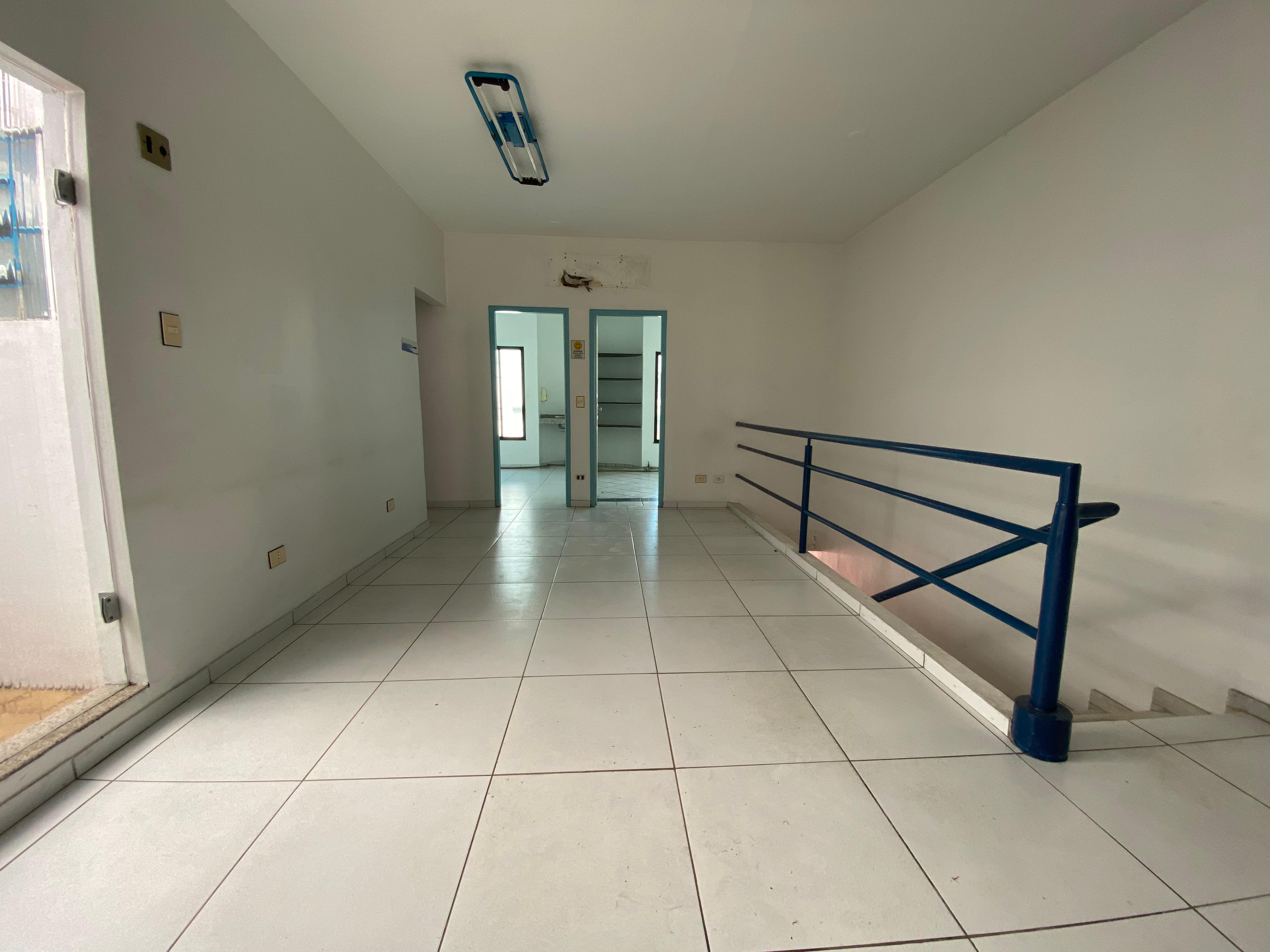 Sala comercial - Locação, Centro, Eunápolis, BA