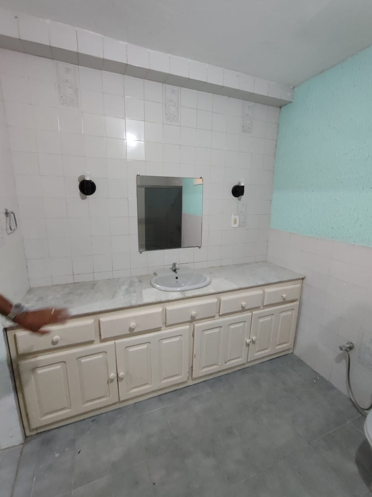 Aluga Casa no Santa Lúcia