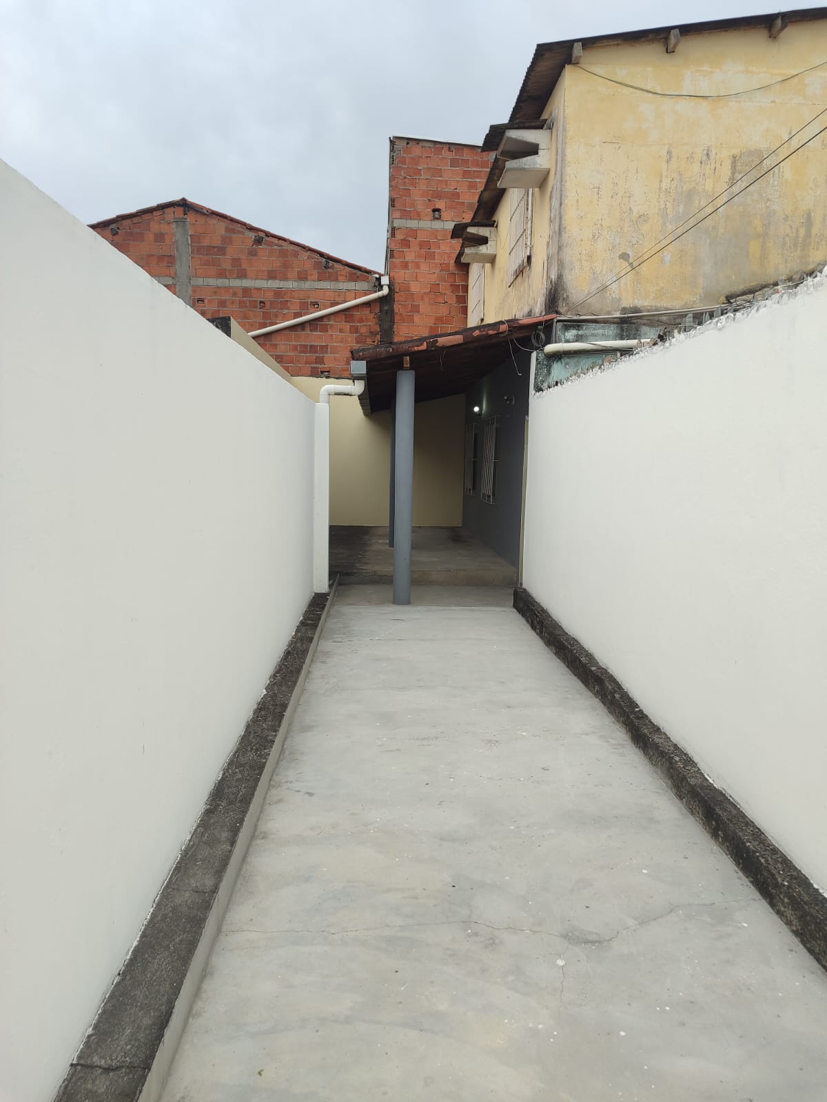 Aluga Casa no Santa Lúcia