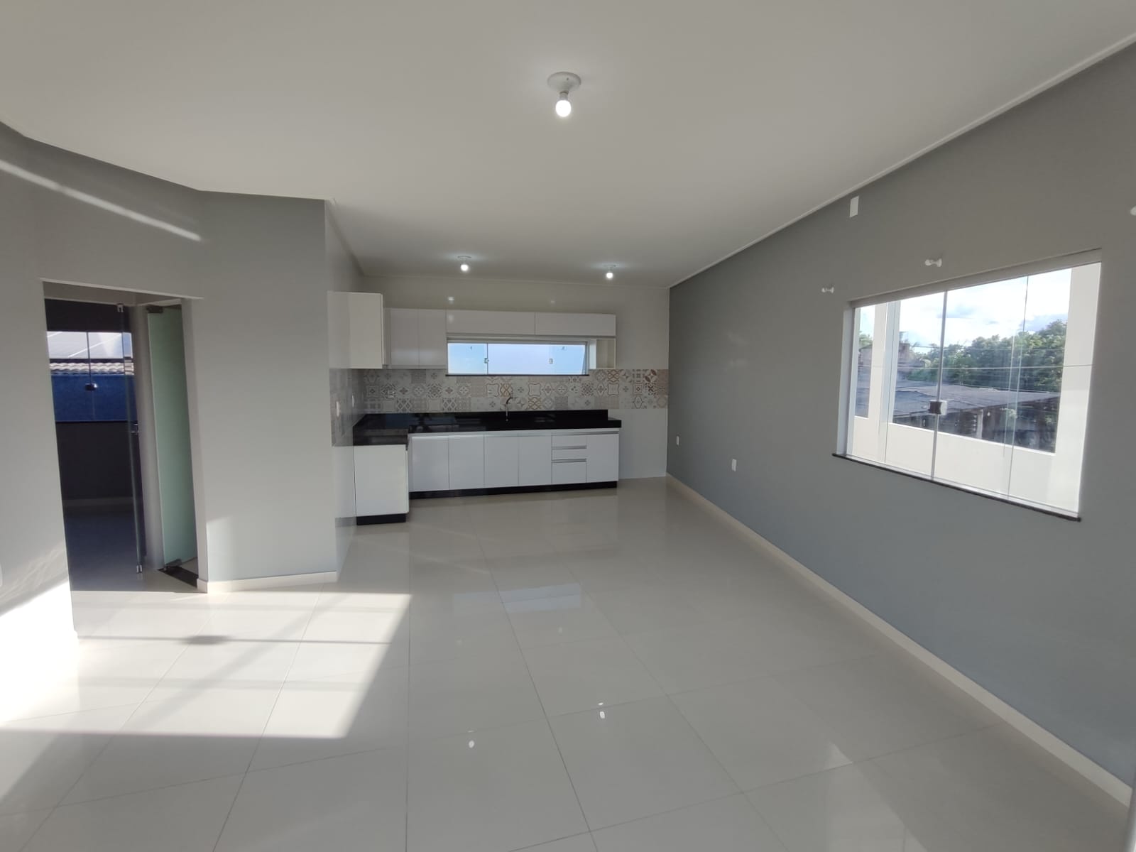Aluga Apartamento Novo no Dinah Borges