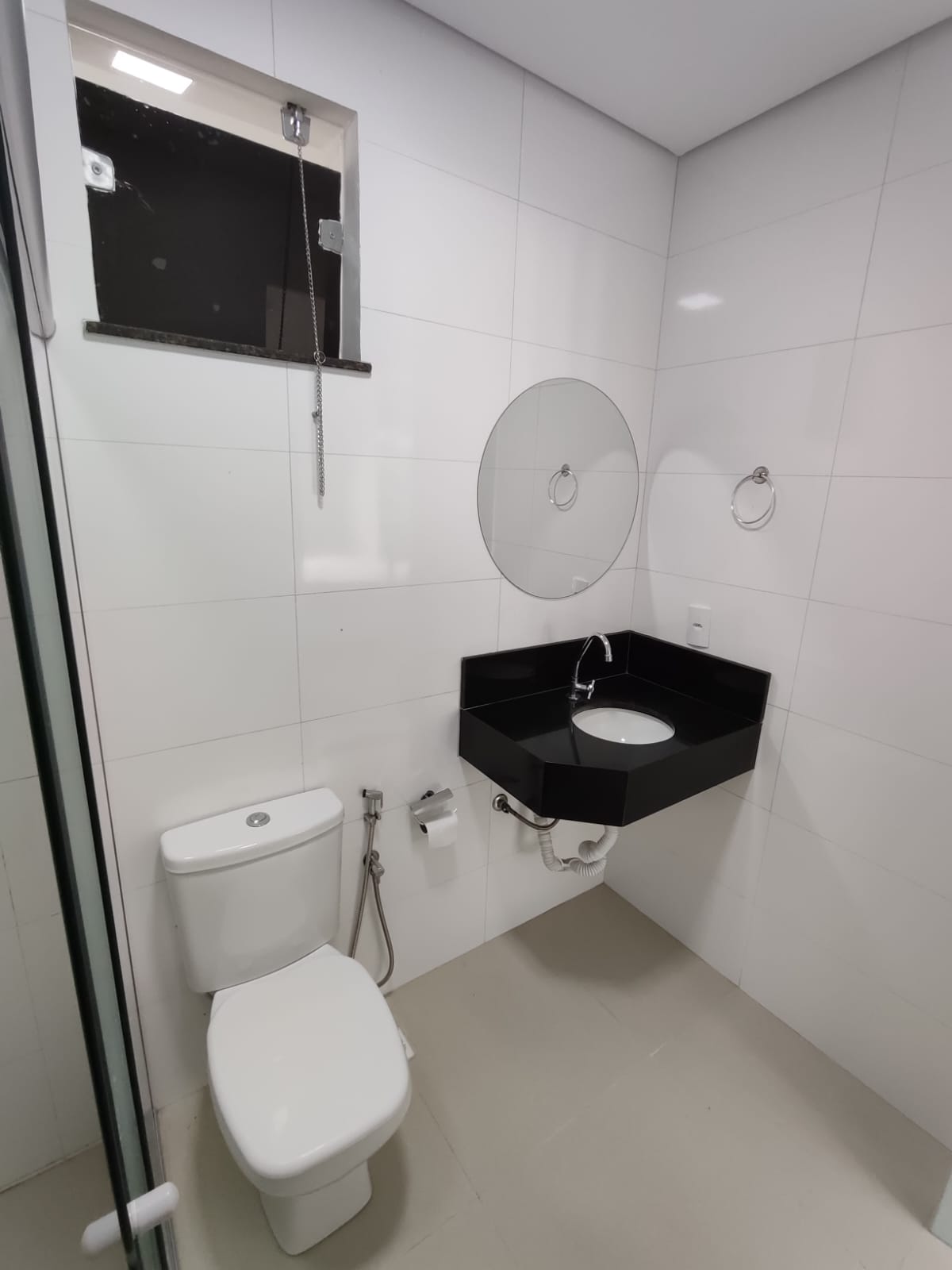Aluga Apartamento Mobiliado no Centro (Um quarto - Próx. faculdade Pitágoras)