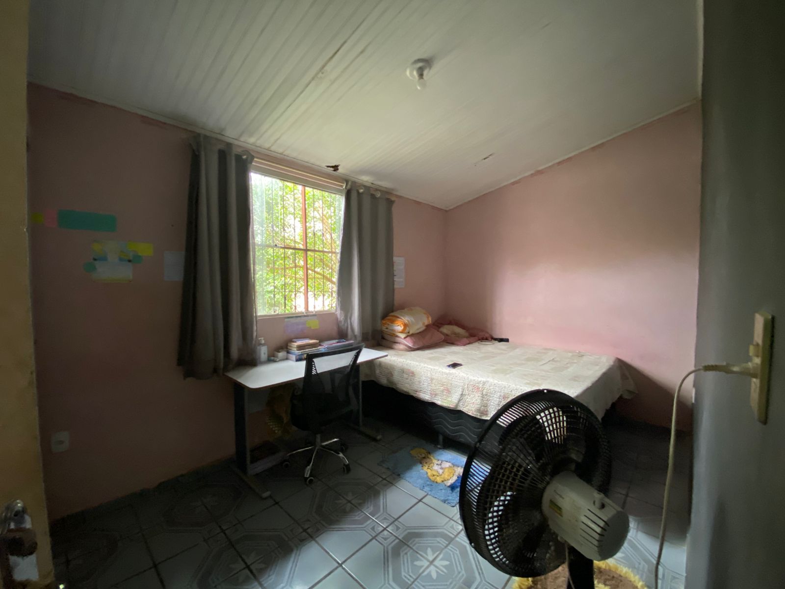 Vende casa no bairro Santa Lúcia