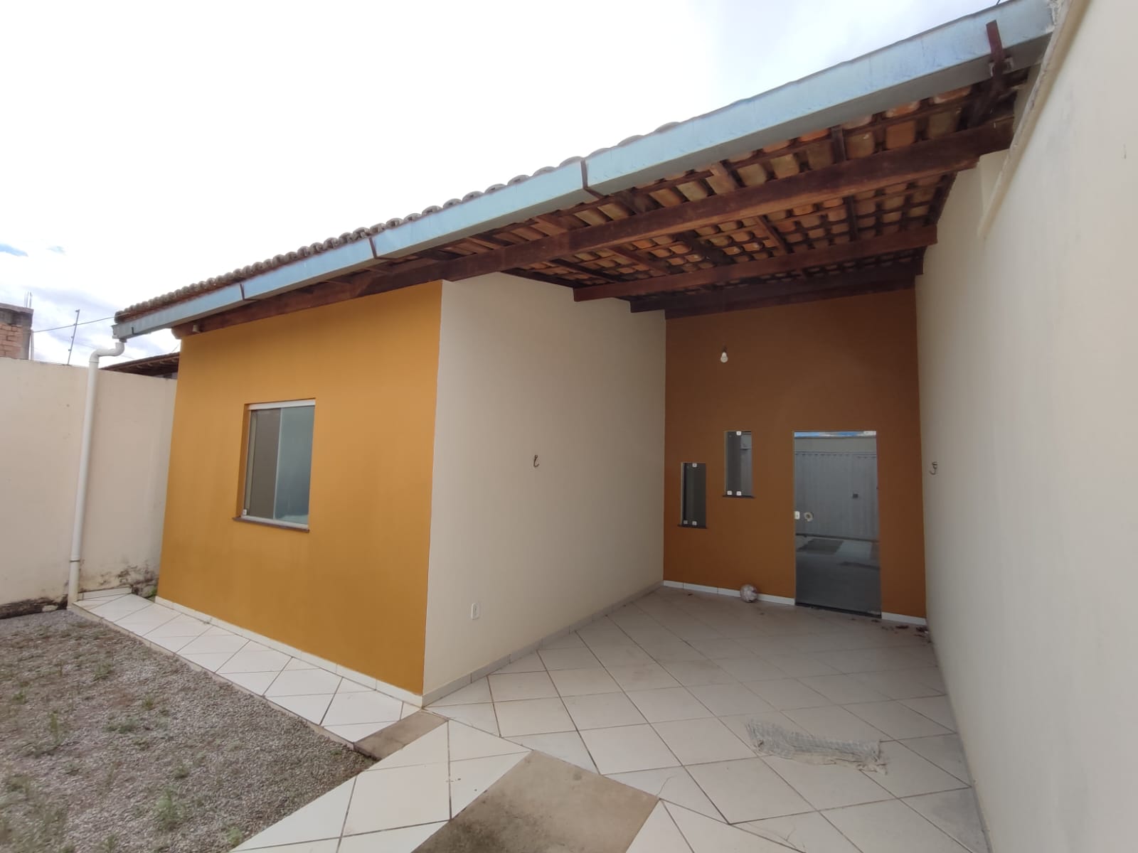 Casa - Locação, Santa Lúcia, Eunápolis, BA