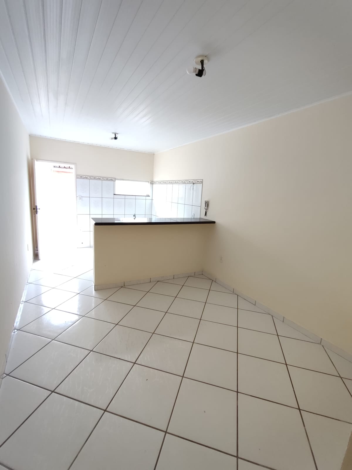 Aluga Casa no bairro Santa Lúcia