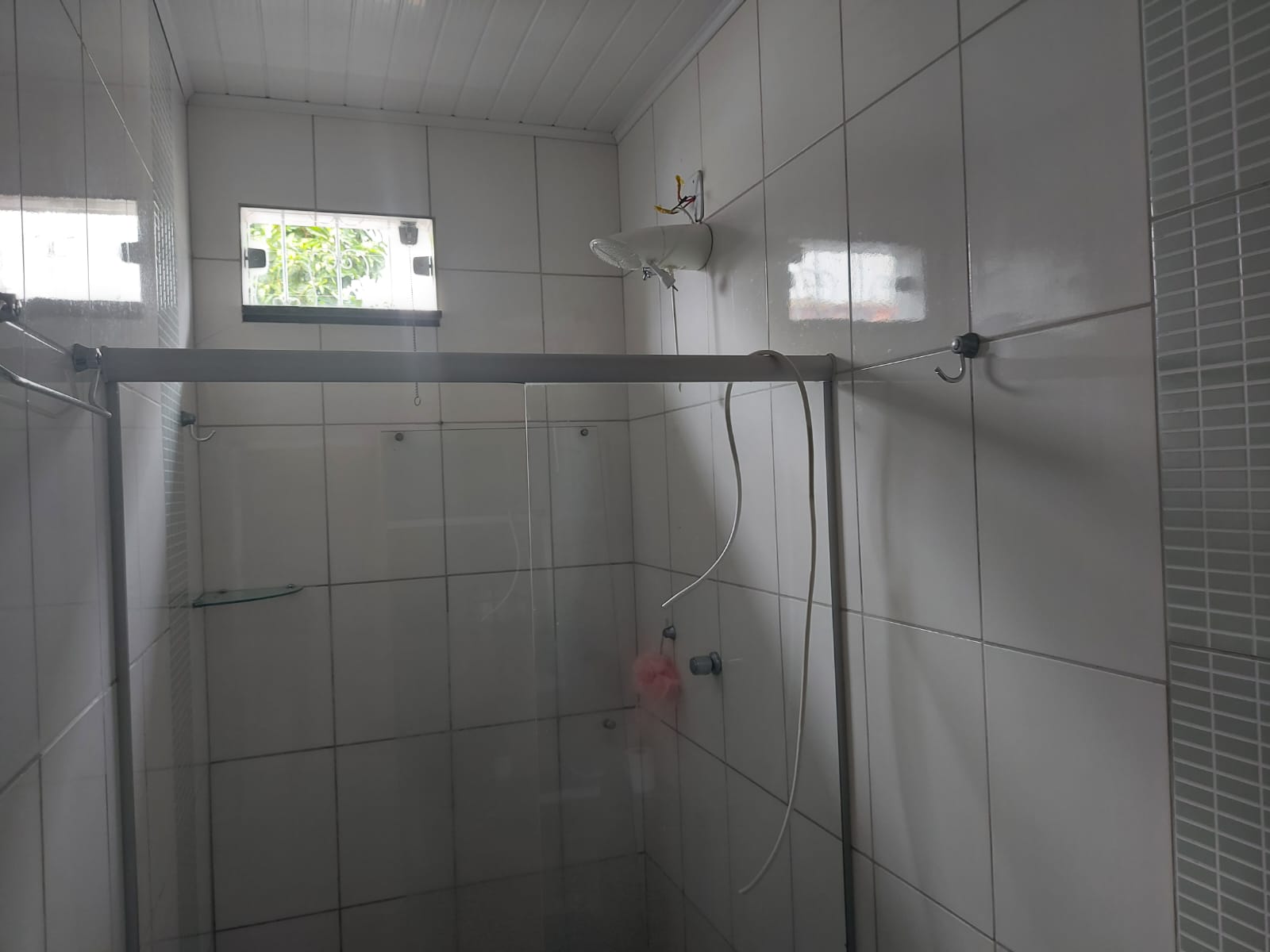 Vende Casa Ampla no bairro Centauro
