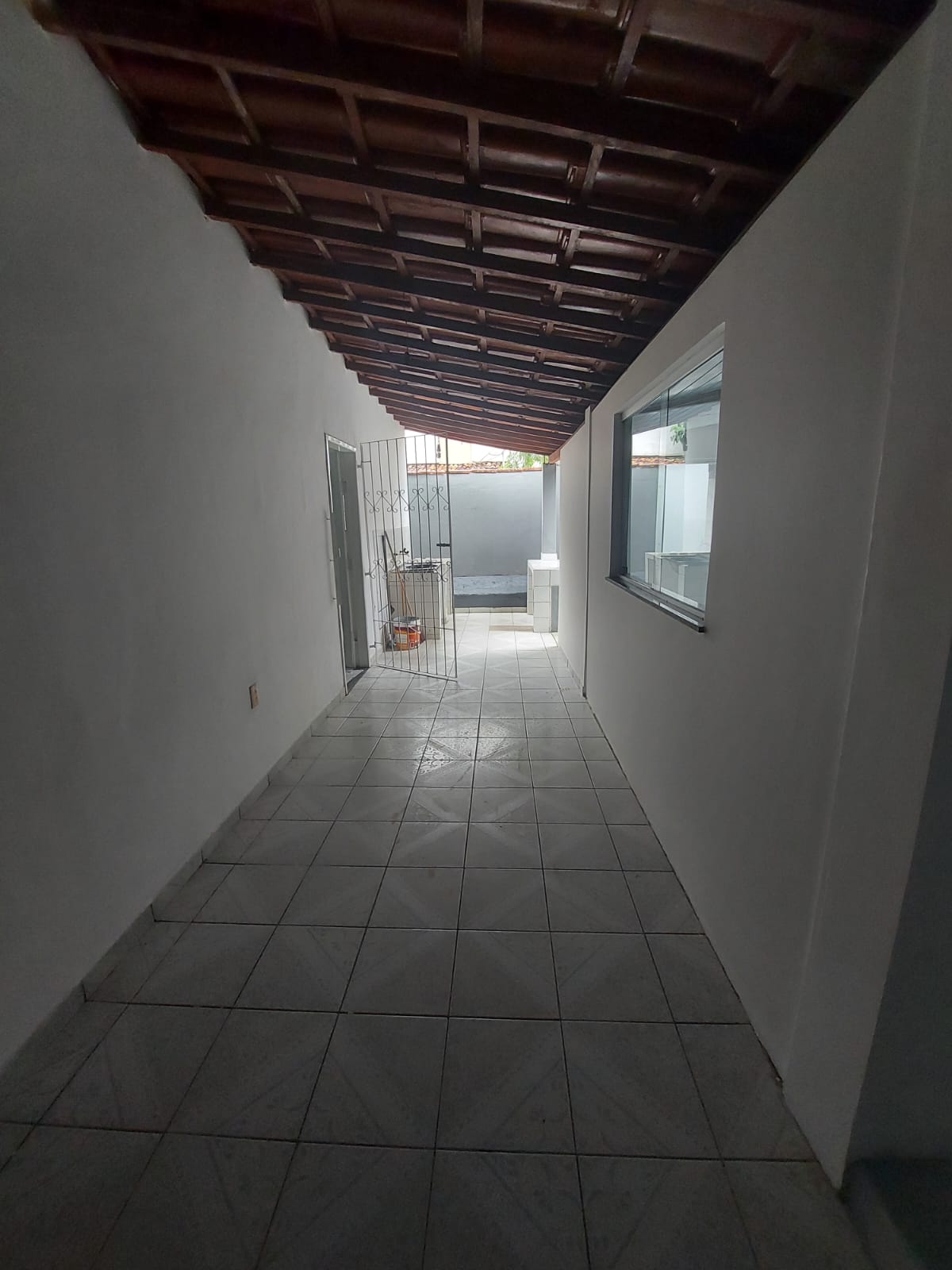 Vende Casa Ampla no bairro Centauro