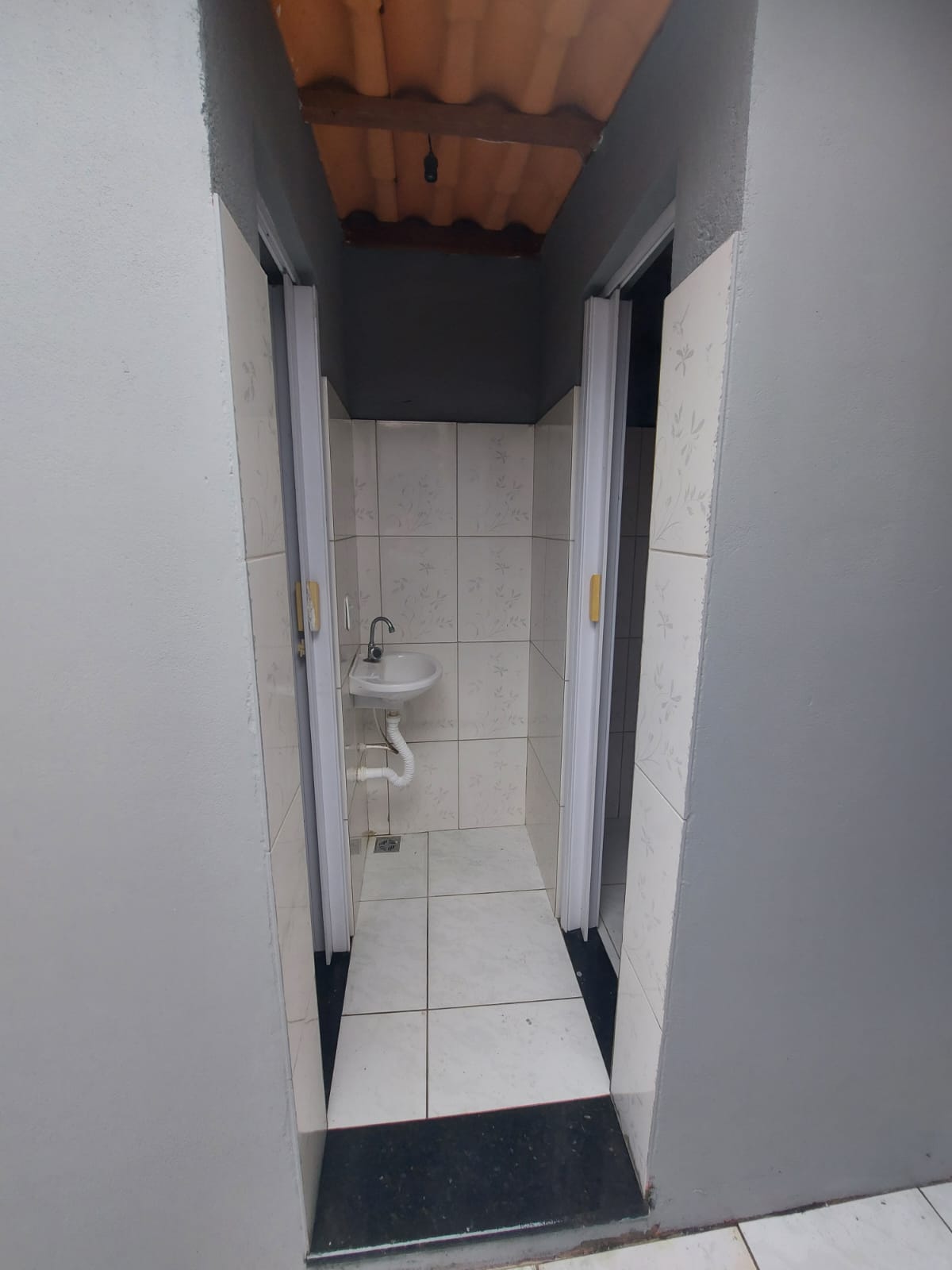 Vende Casa Ampla no bairro Centauro