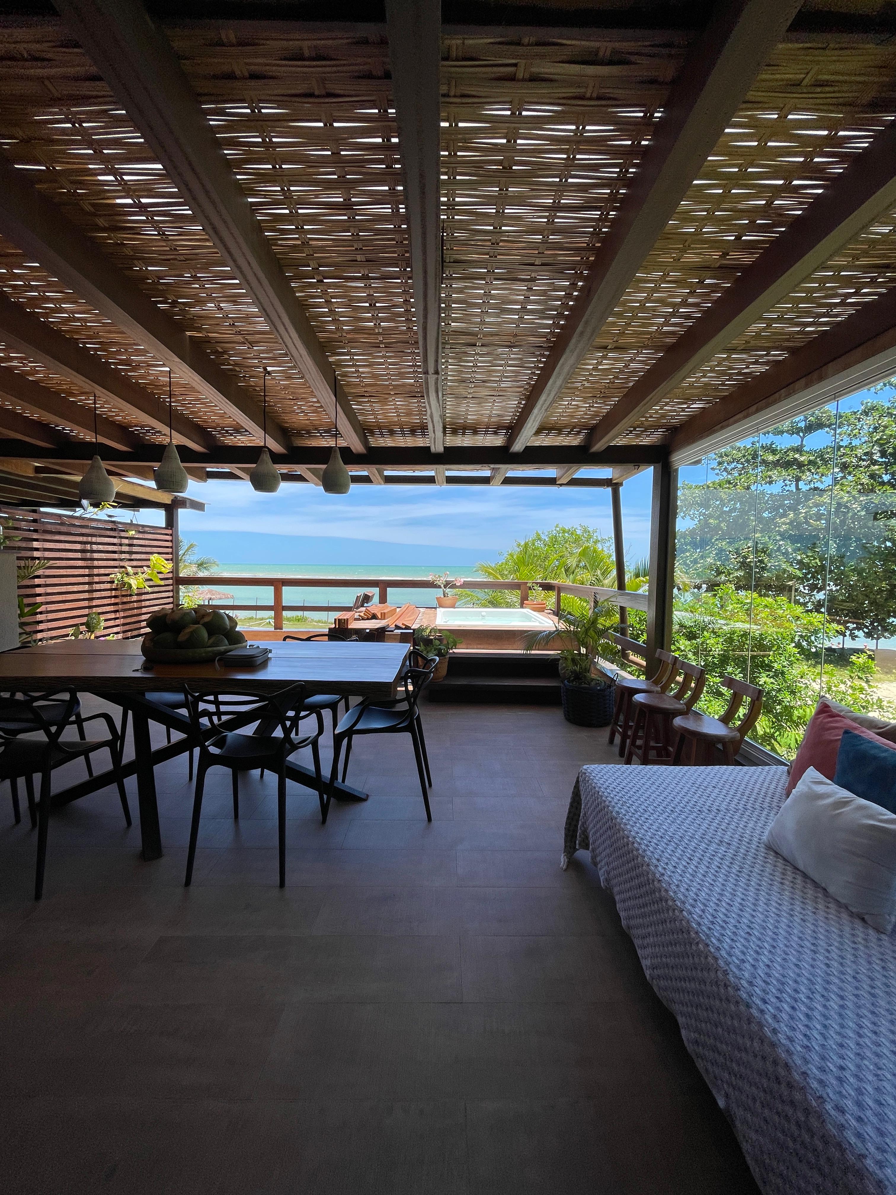Apartamento pé na areia Arraial D`ajuda/BA
