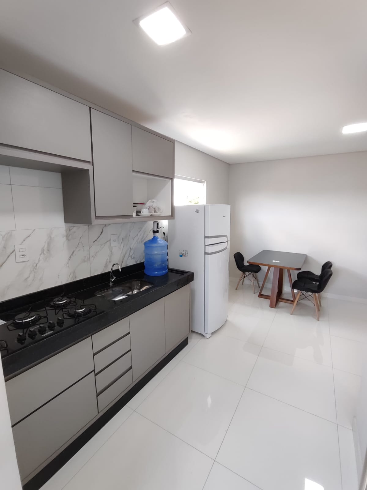 Aluga Apartamento Mobiliado no Moises Reis (UM QUARTO)