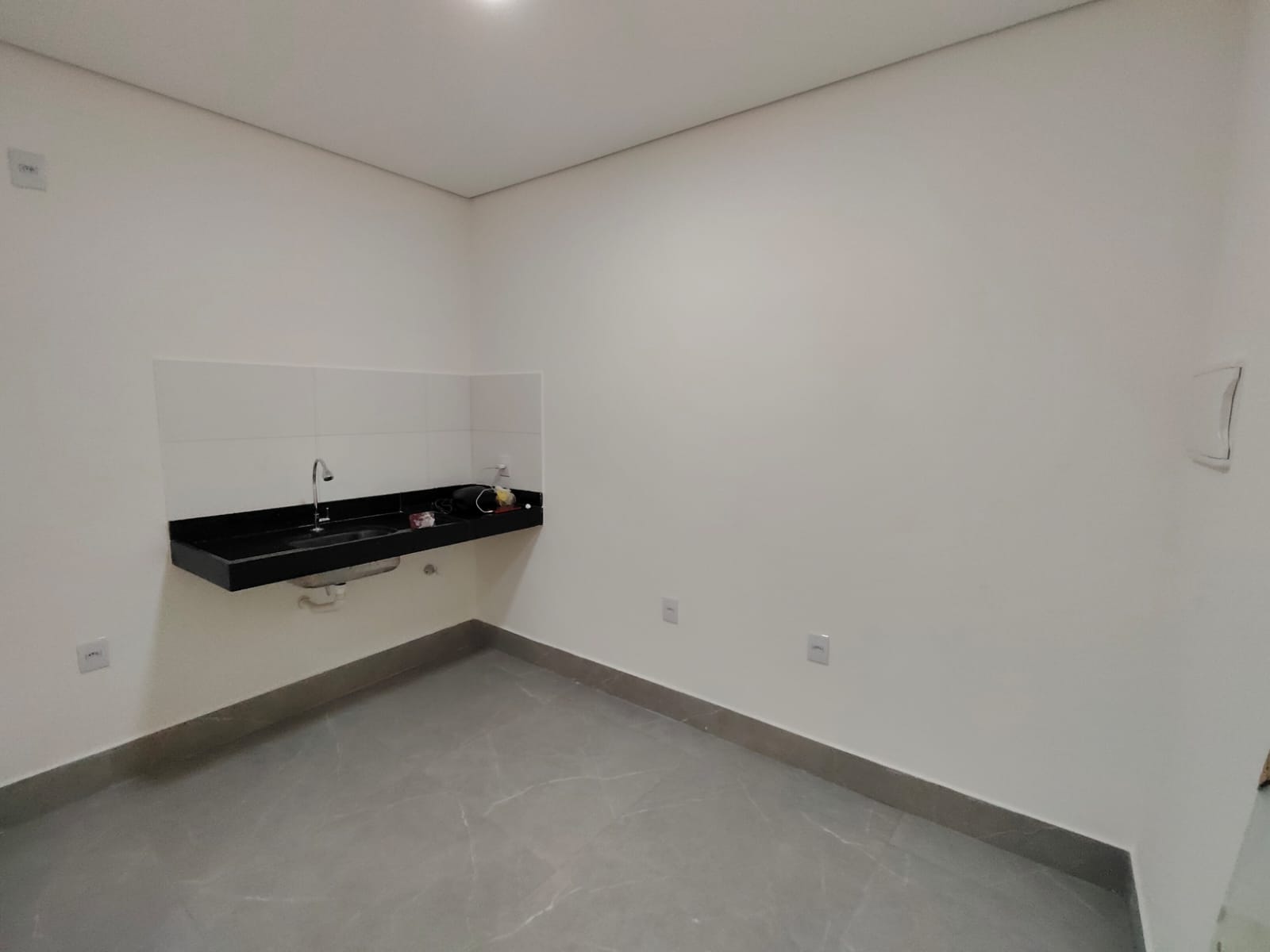 Aluga Apartamento no Centro