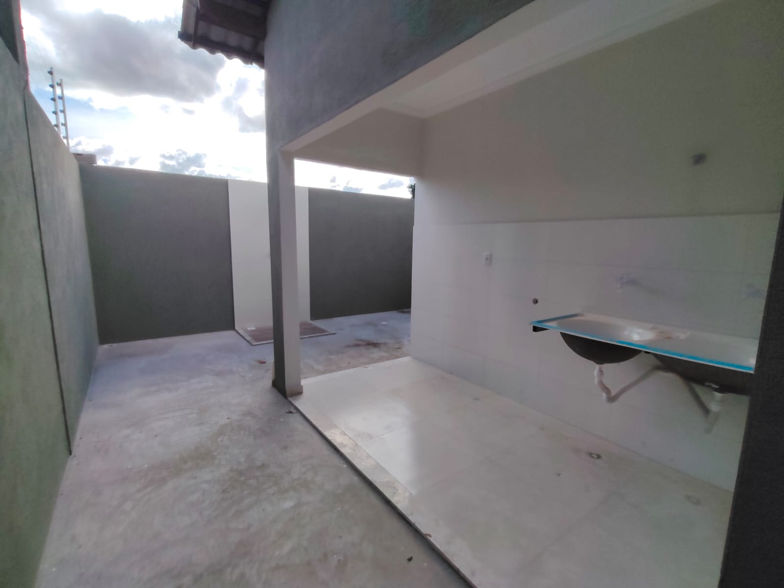 Excelente casa no Santa Isabel 