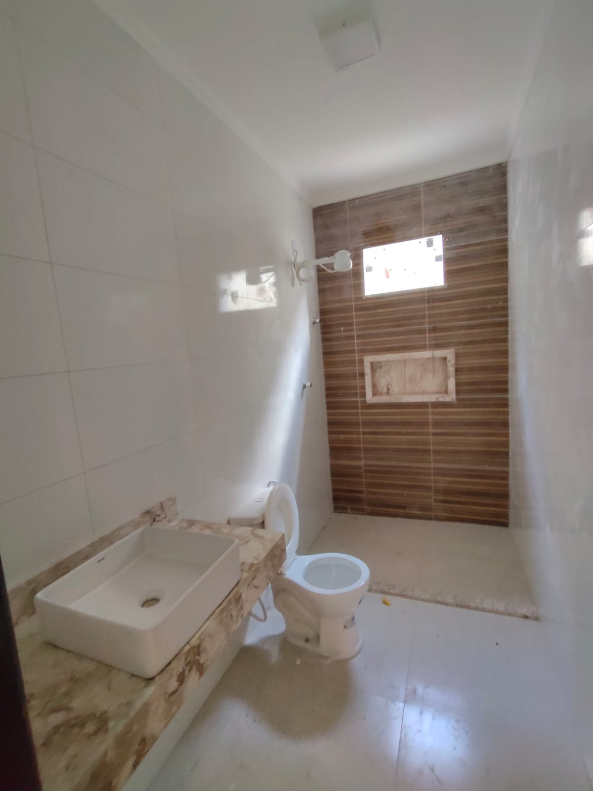 Excelente casa no Santa Isabel 
