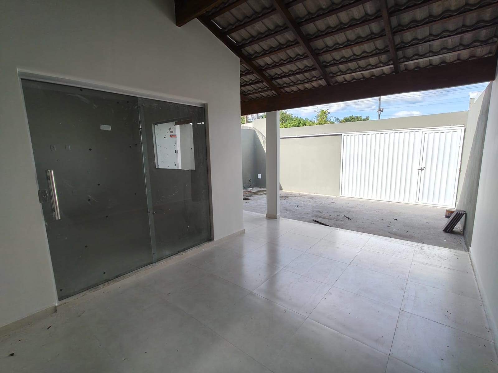 Excelente casa no Santa Isabel 
