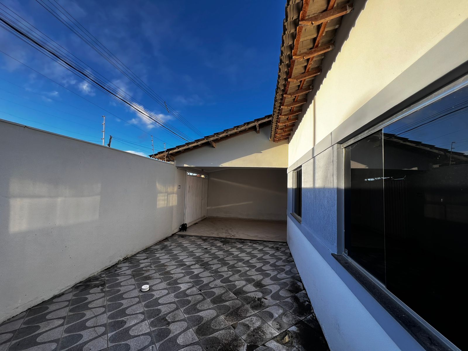Bela casa no bairro Dinah Borges