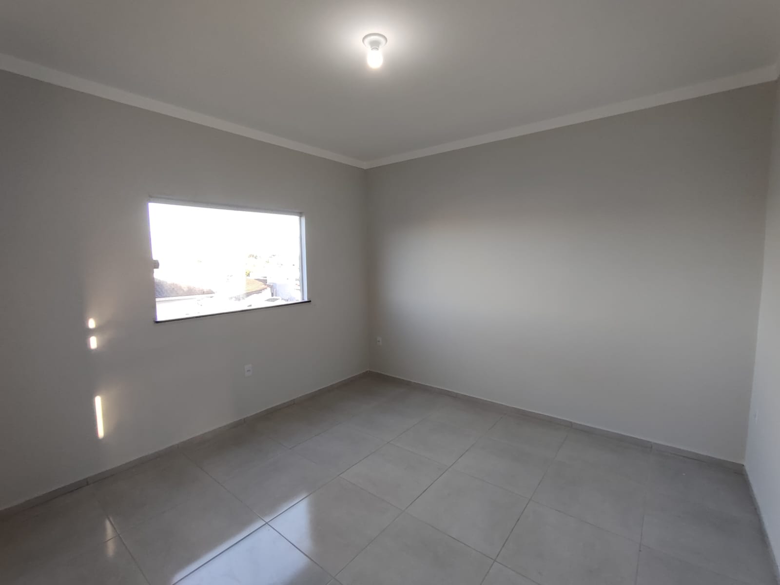 Aluga Apartamento Novo no Antares (2º andar)