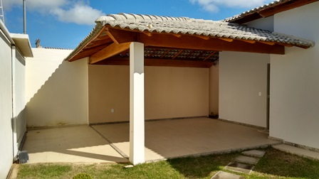Vende ótima casa no bairro Dinah Borges