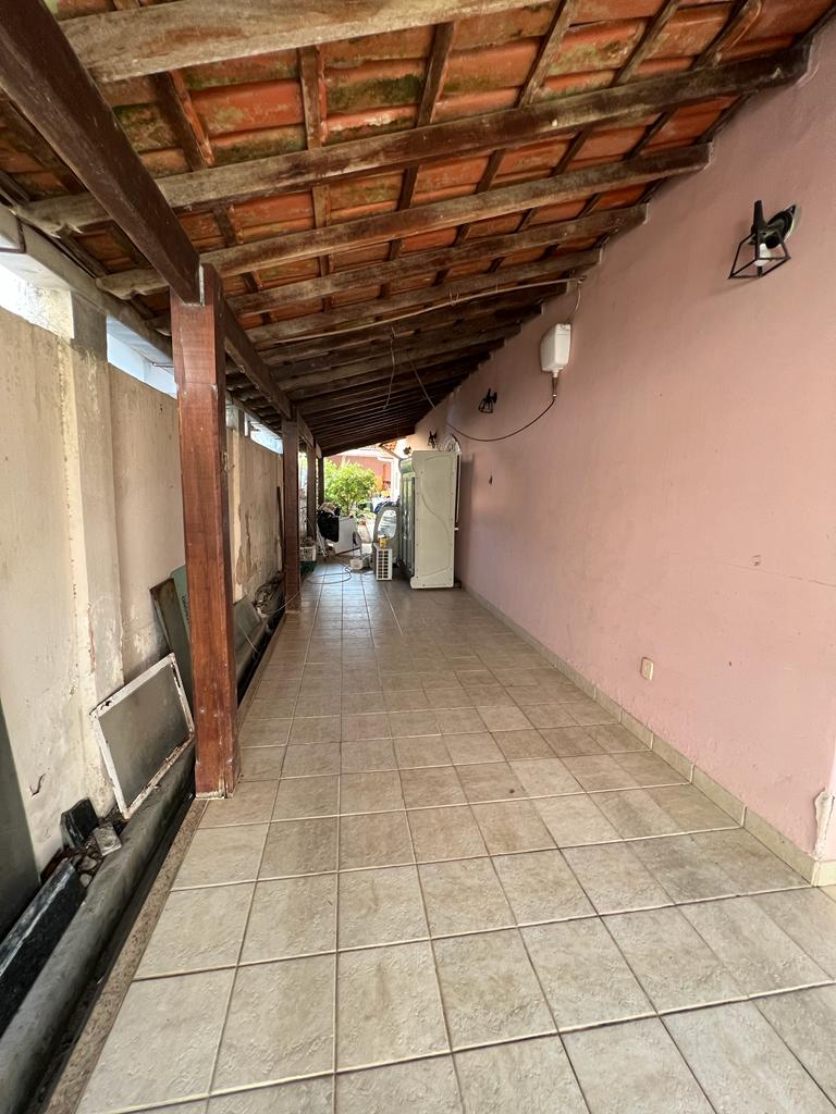 Vende casa  no bairro Edgar Trancoso