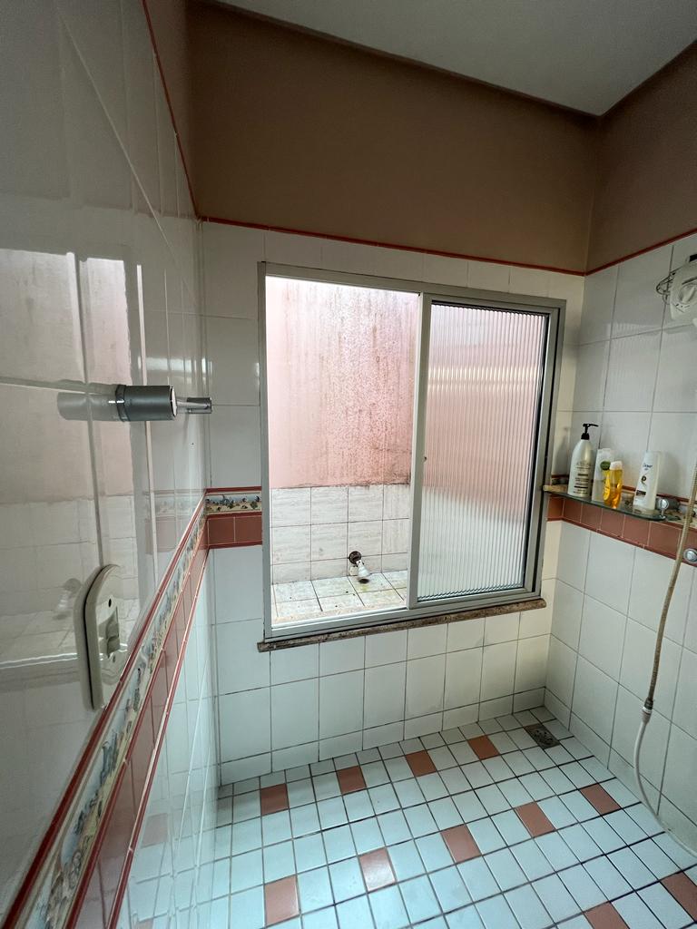 Vende casa  no bairro Edgar Trancoso
