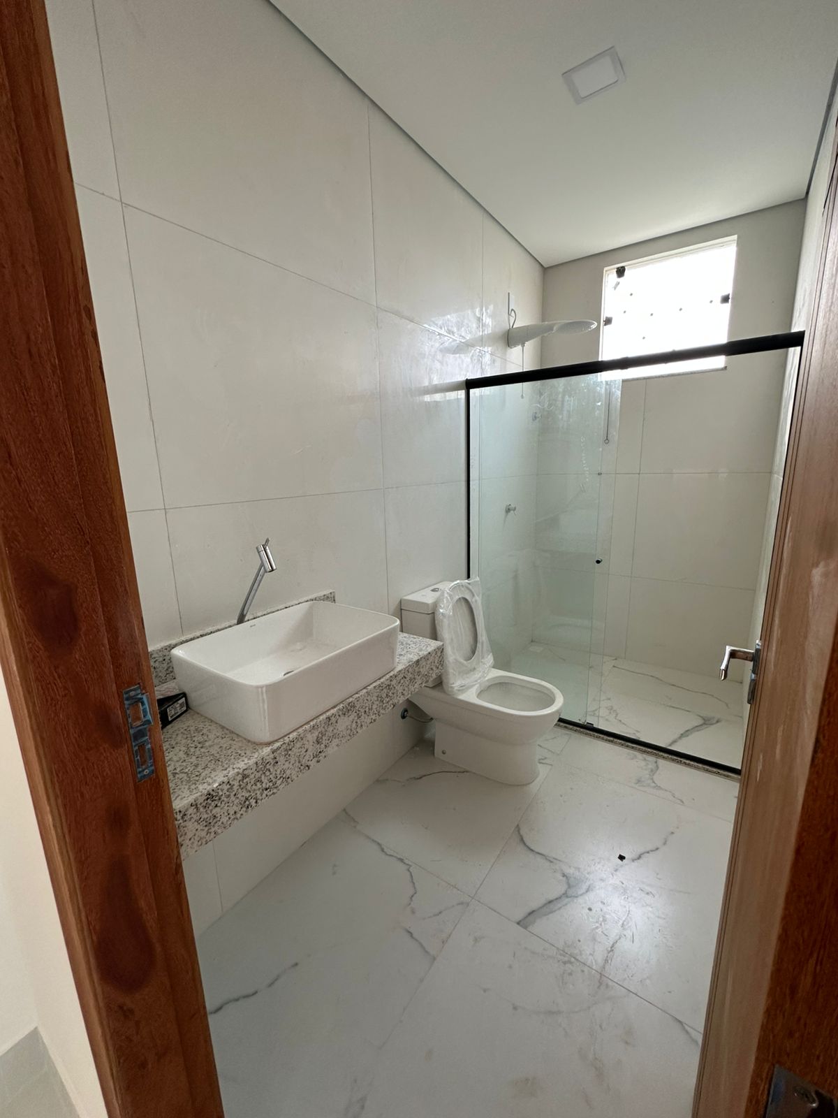 Aluga Apartamento  Mobiliado Novo no Centro (Próximo a faculdade Pitágoras)